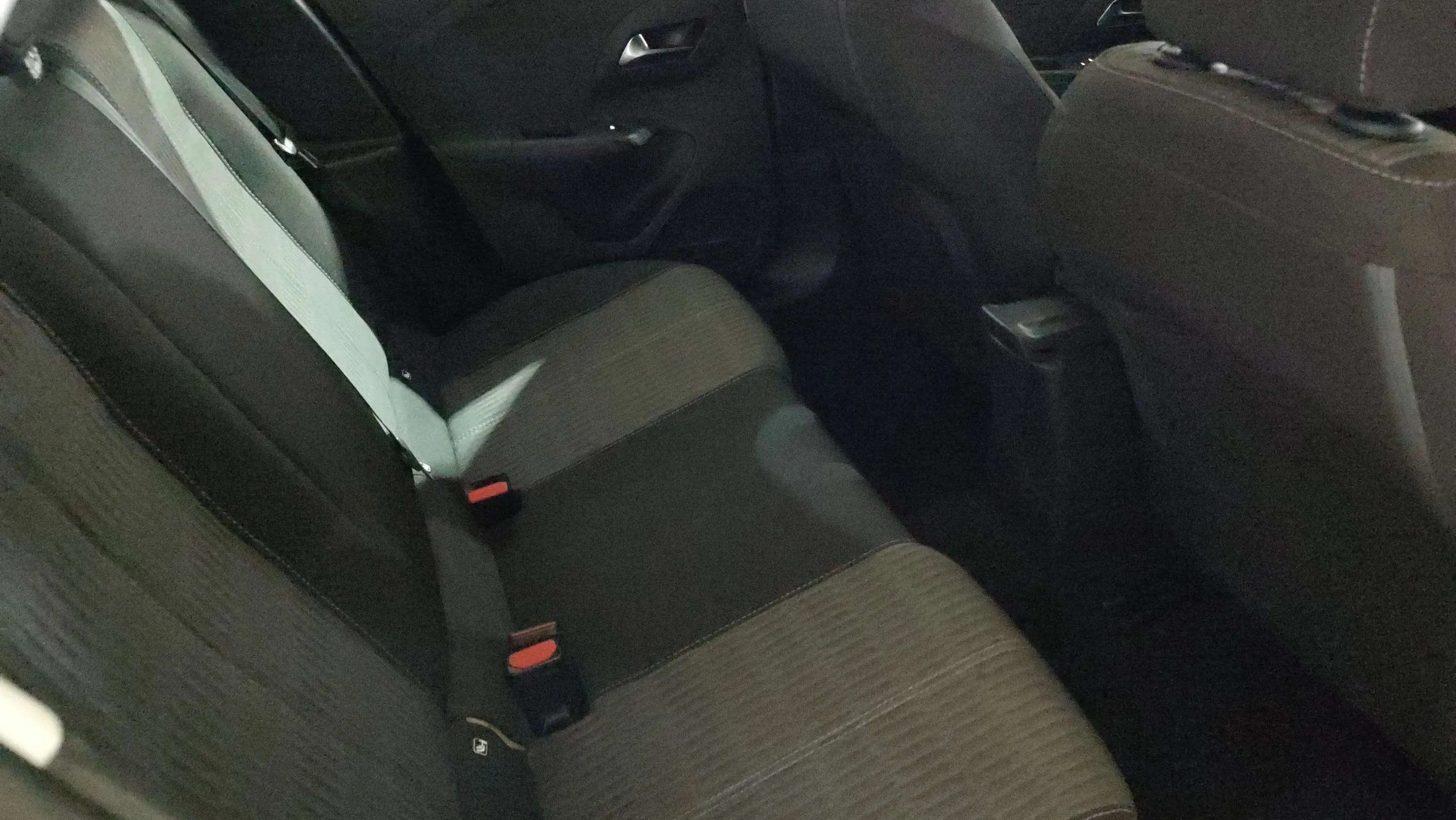 Opel Corsa 1.2T XHL Edition - foto 19