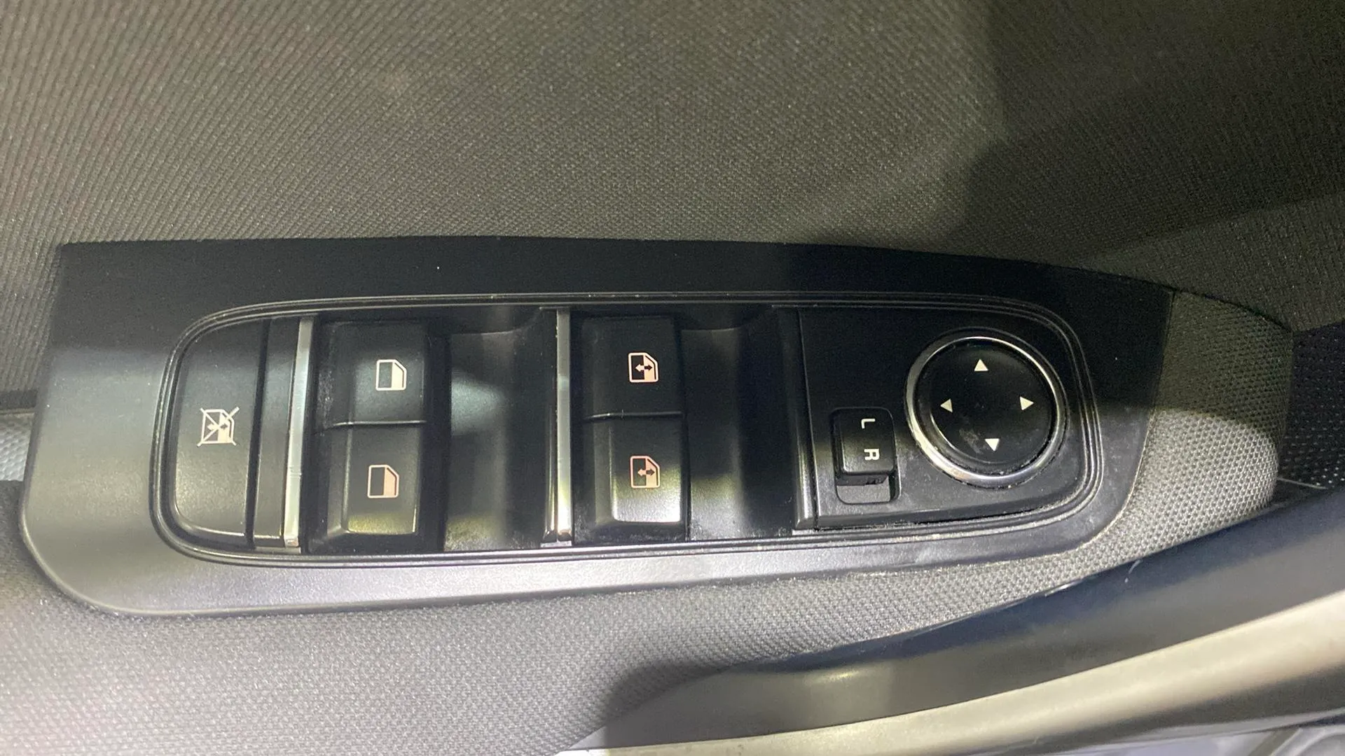 Kia Ceed 1.6 MHEV iMT Tech - foto 20