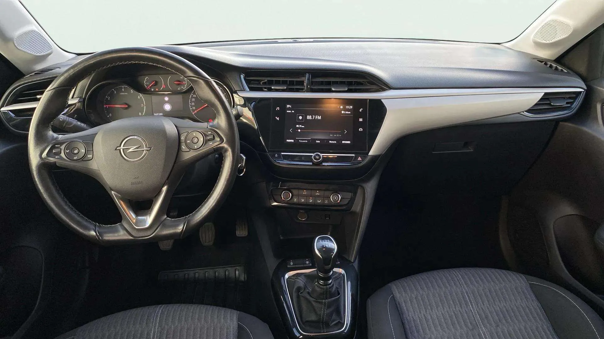 Opel Corsa 1.2T XHL Edition - foto 11