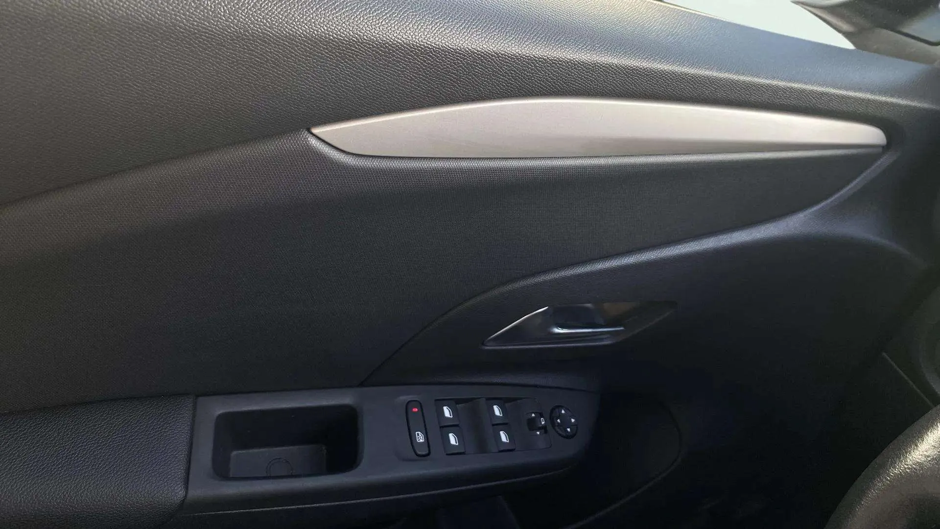 Opel Corsa 1.2T XHL Edition - foto 16