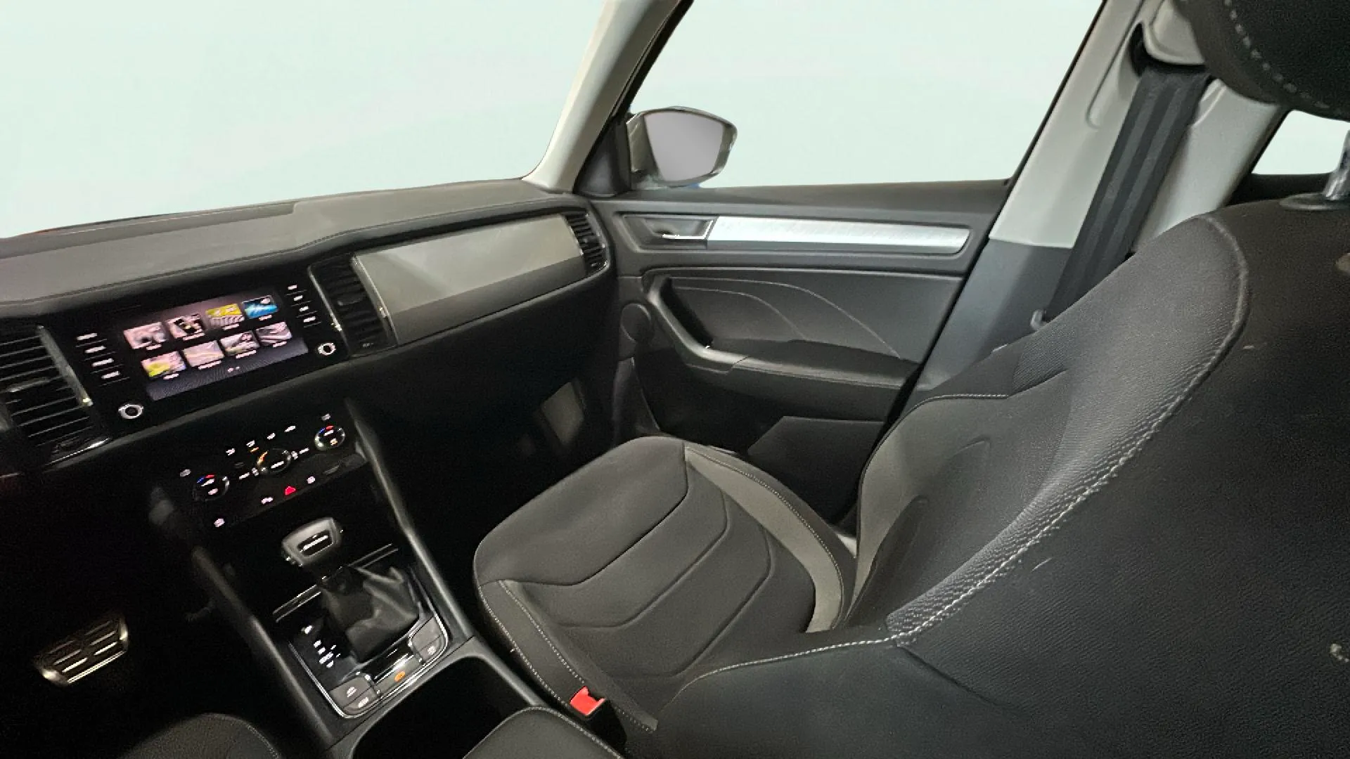 Škoda Kodiaq 1.5 TSI DSG 4x2 Style - foto 12