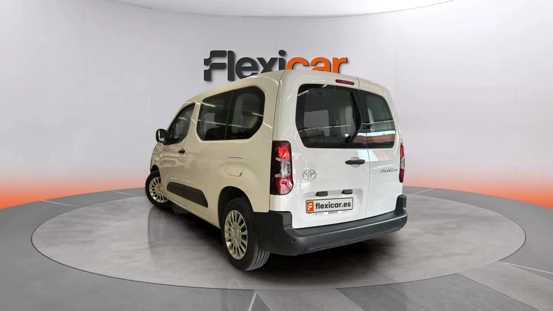 Toyota Proace City Combi L1 1.5D GX - foto 5