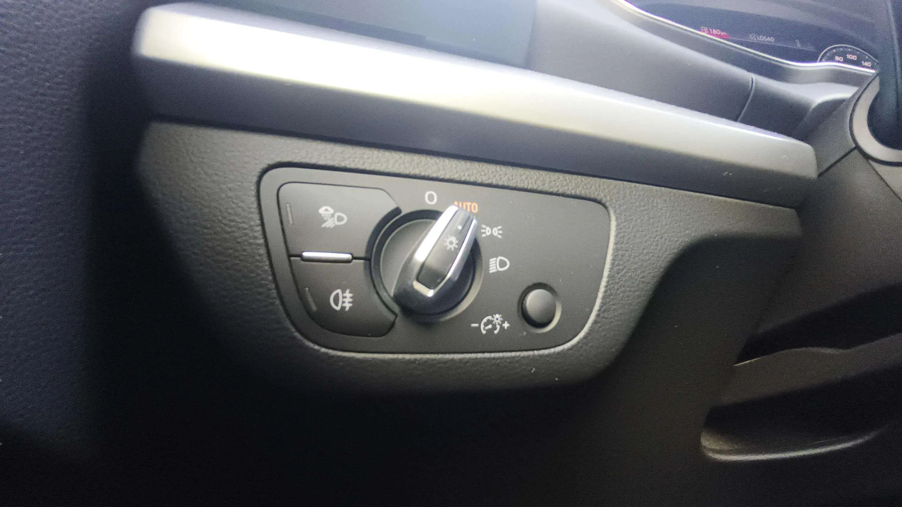 Audi Q5 35 TDI S tronic - foto 14