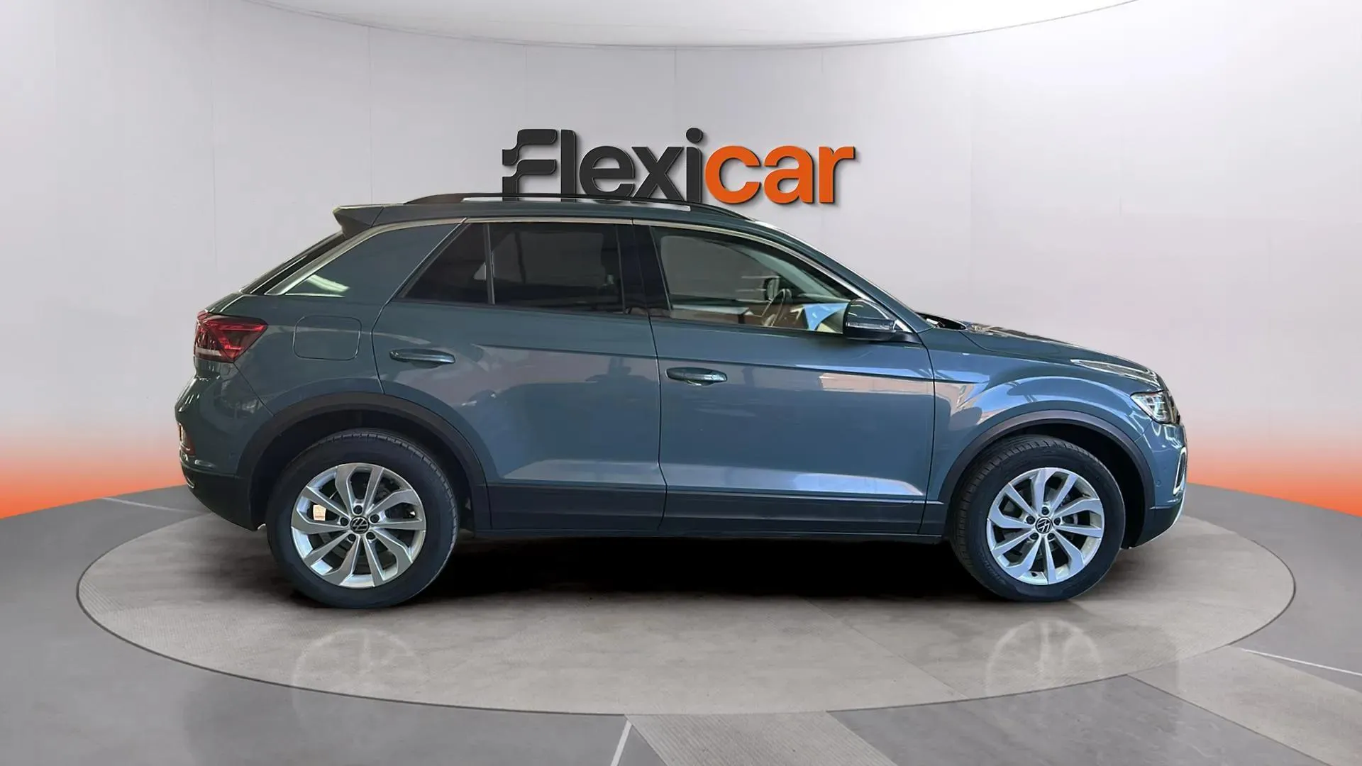 Volkswagen T-Roc "Más" 1.0 TSI - foto 10