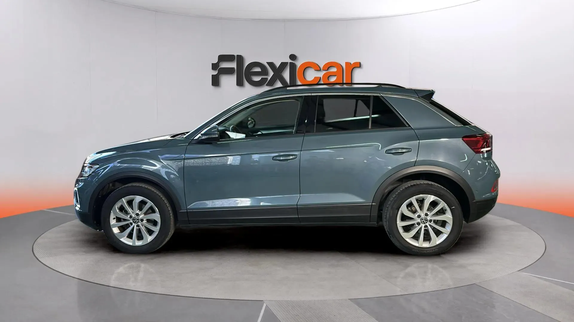 Volkswagen T-Roc "Más" 1.0 TSI - foto 6