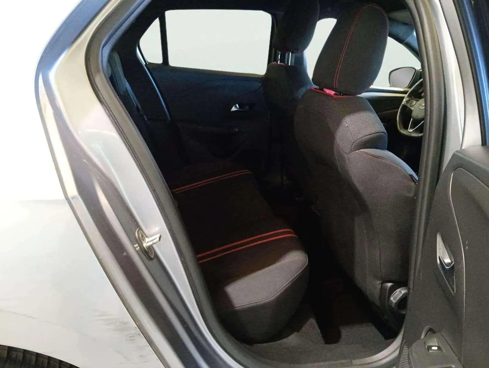 Opel Corsa 1.2T XHL GS - foto 15