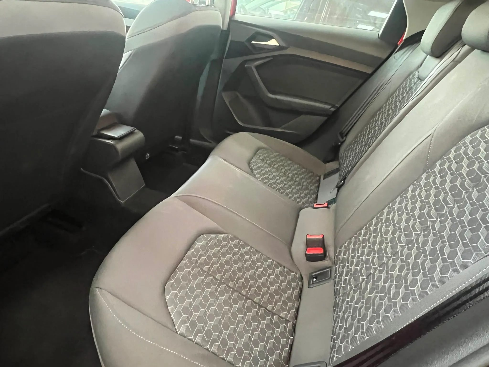 Audi A1 Sportback S line 35 TFSI S tronic - foto 22