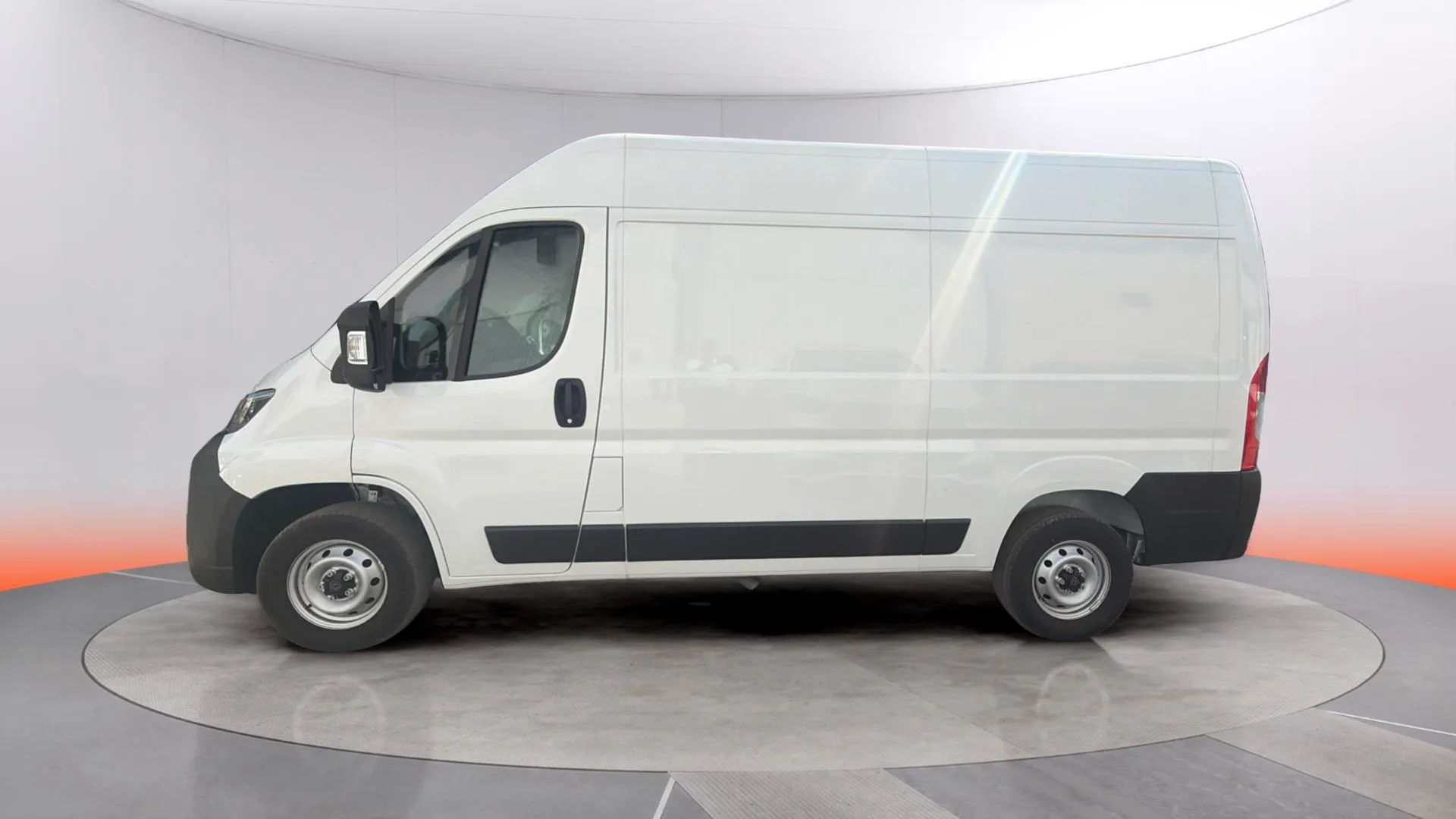 Peugeot Boxer 3.0 L2 H2 Bhdi - foto 4
