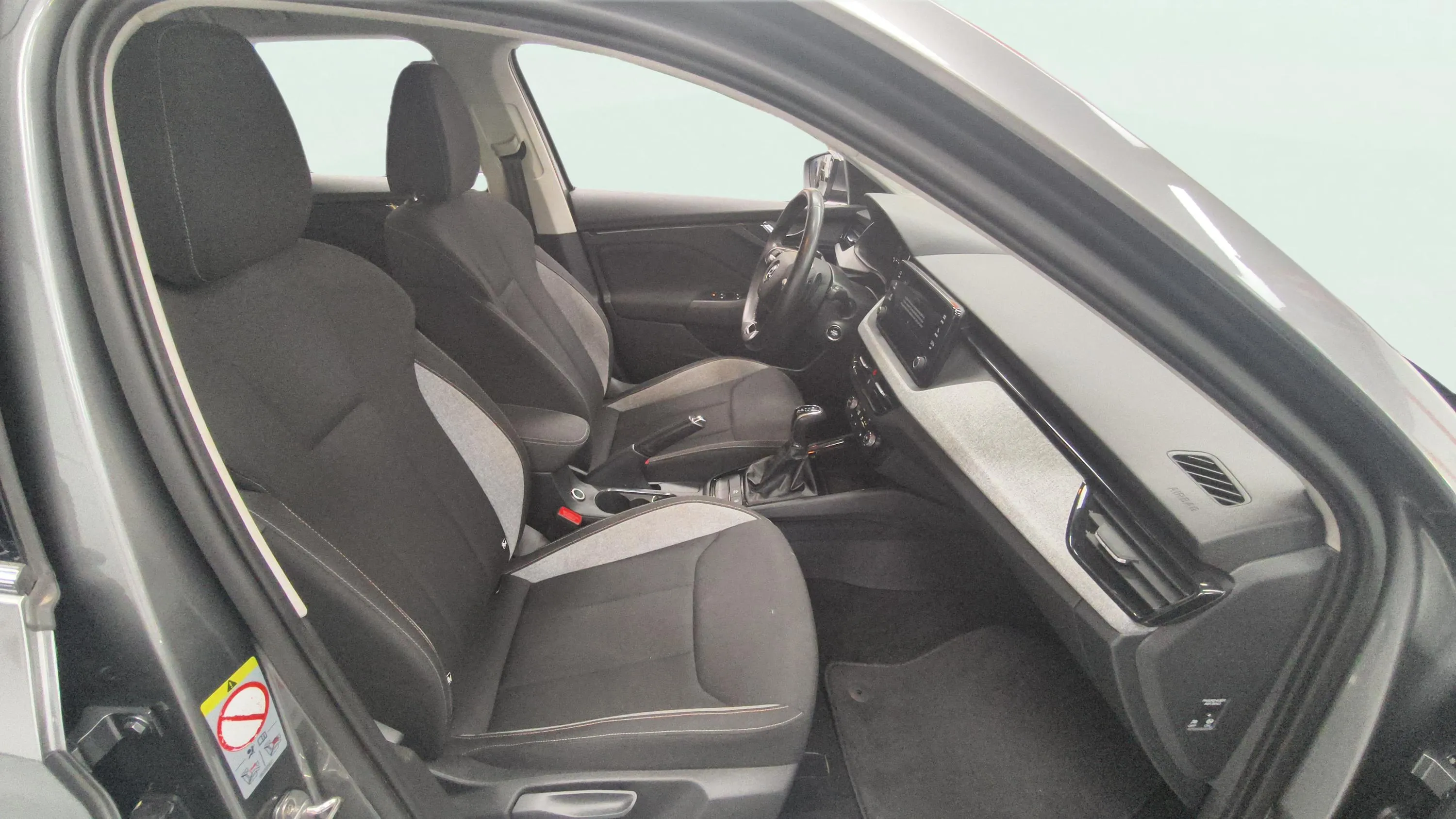 Škoda Kamiq 1.0 TSI DSG Selection - foto 12