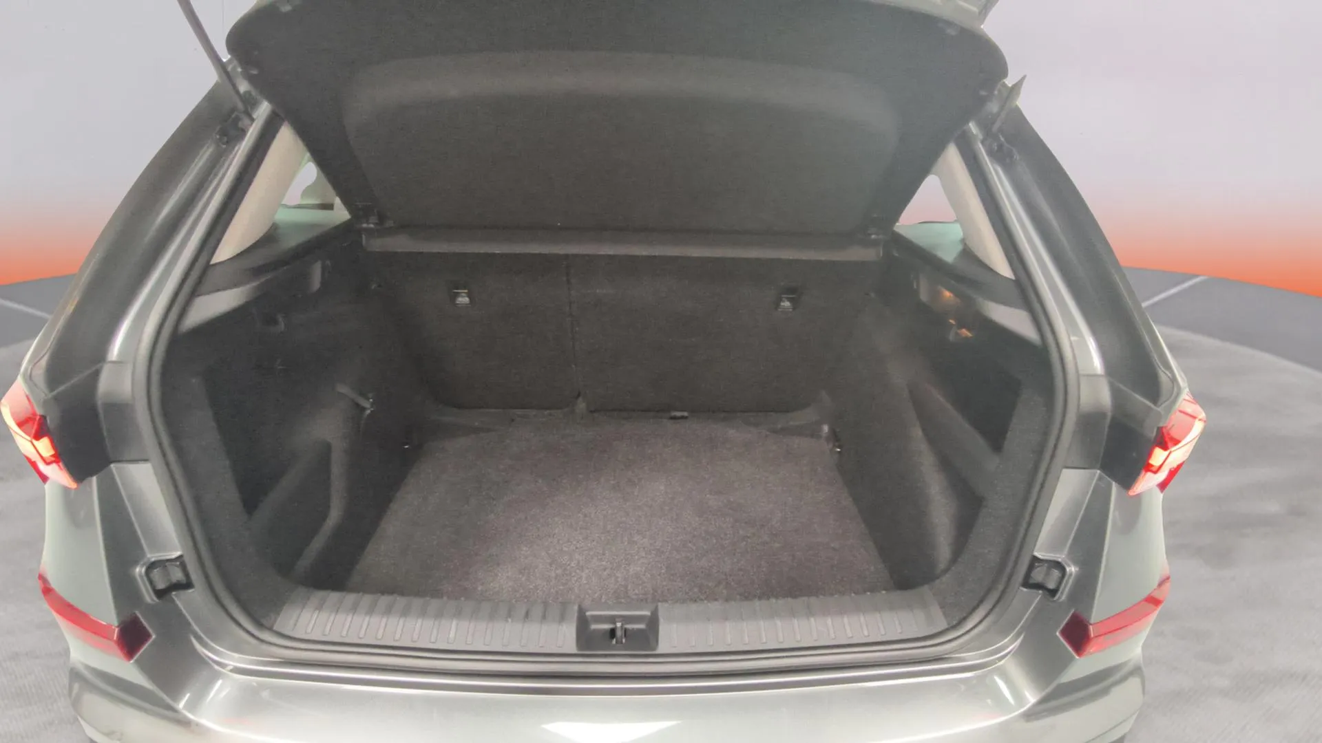 Škoda Kamiq 1.0 TSI DSG Selection - foto 15