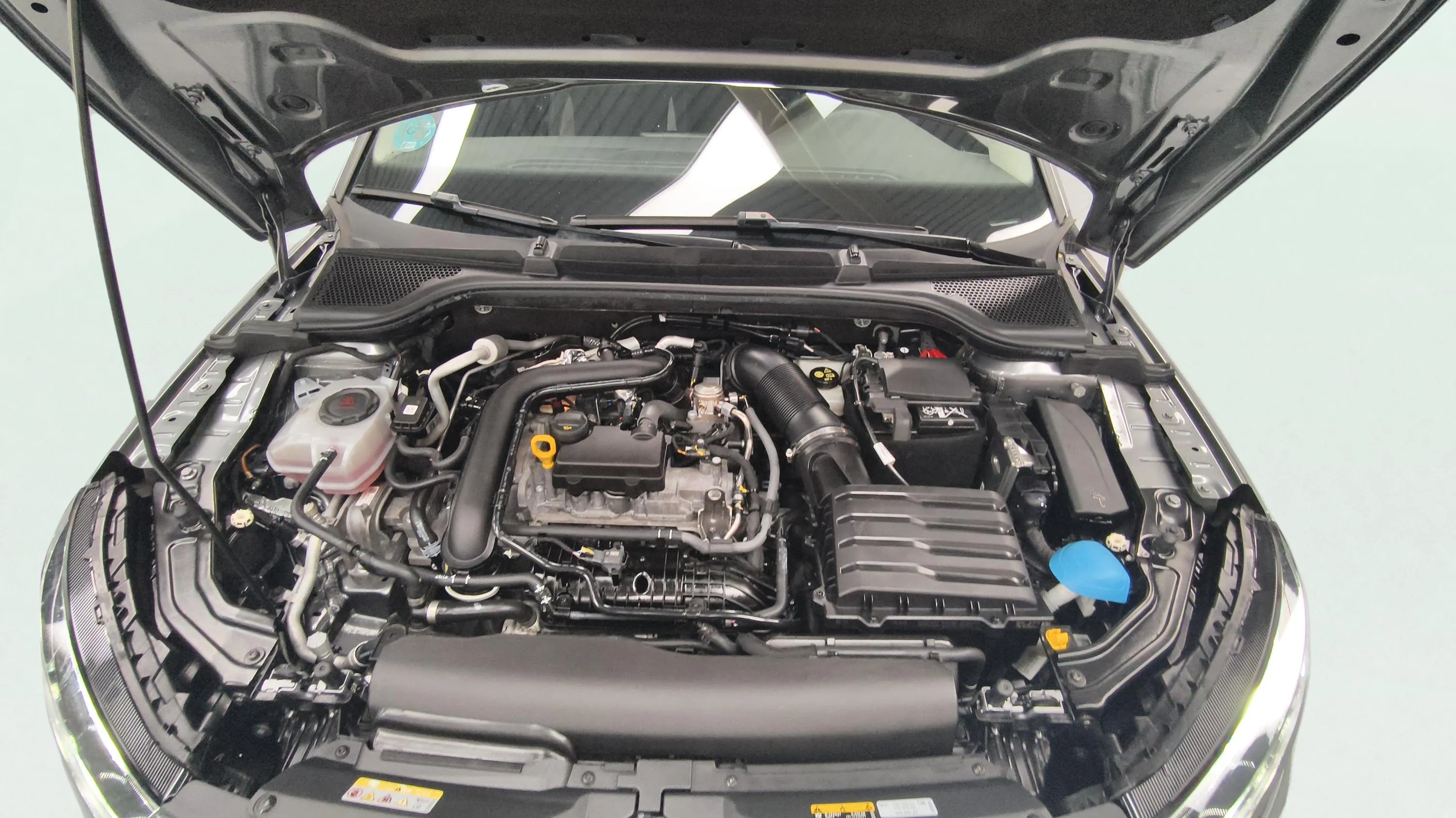 Škoda Kamiq 1.0 TSI DSG Selection - foto 17