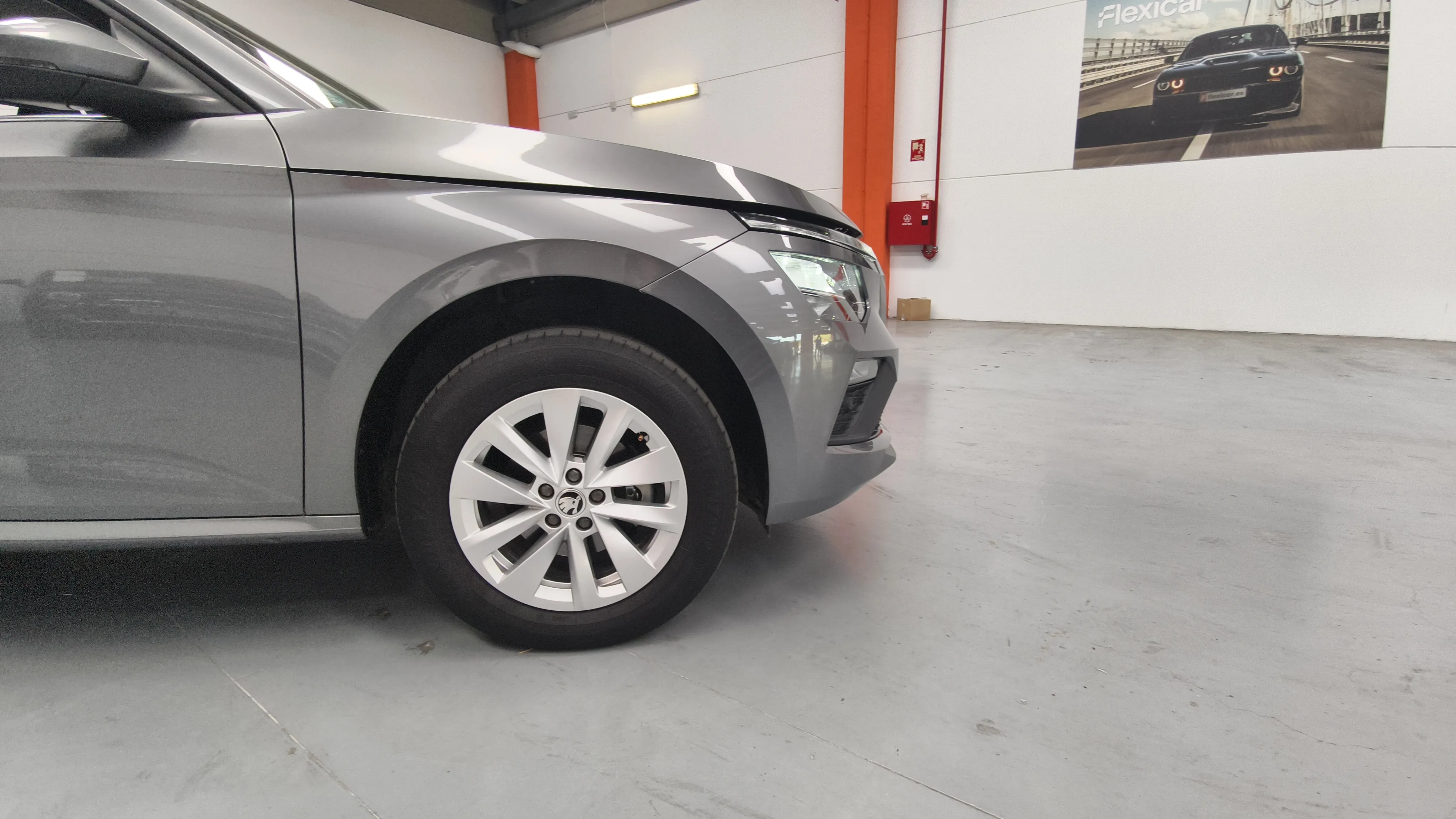 Škoda Kamiq 1.0 TSI DSG Selection - foto 16