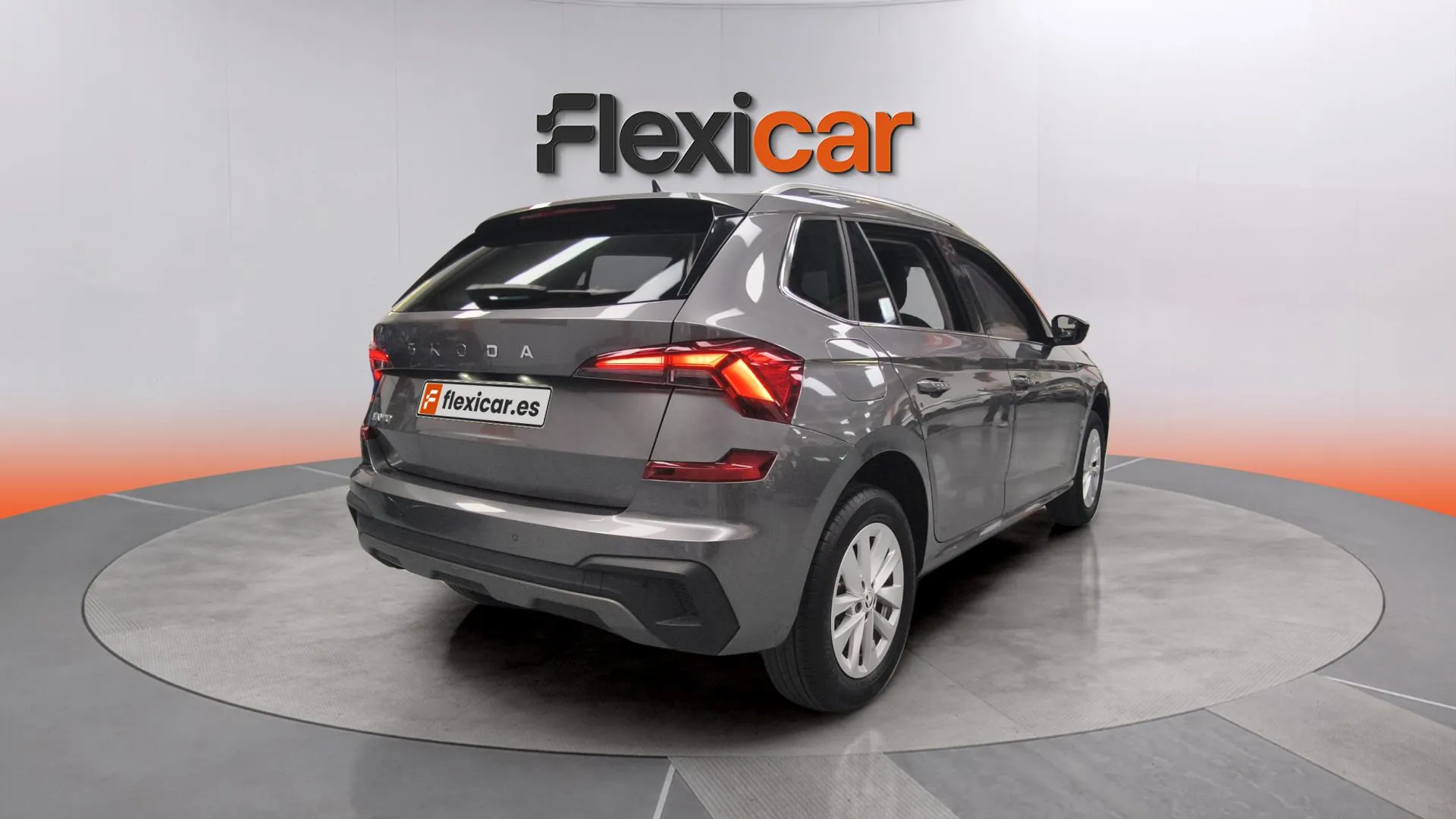 Škoda Kamiq 1.0 TSI DSG Selection - foto 3