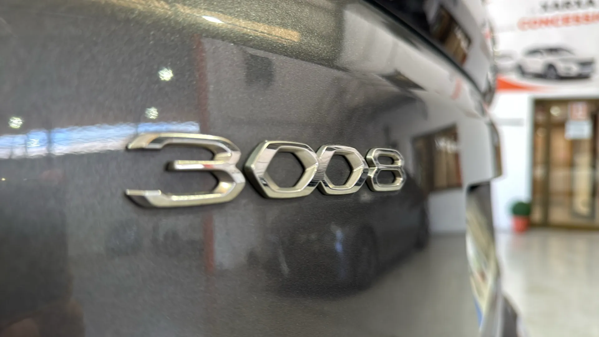 Peugeot 3008 1.2 Allure Pack eDCS6 - foto 34