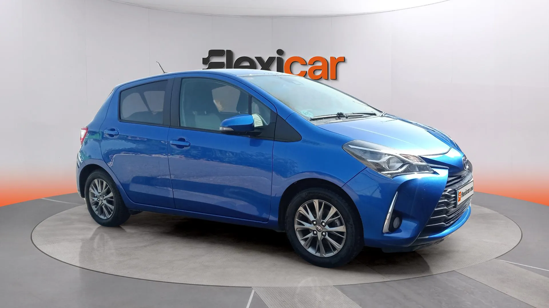 Toyota Yaris 1.0 70 Active - foto 1
