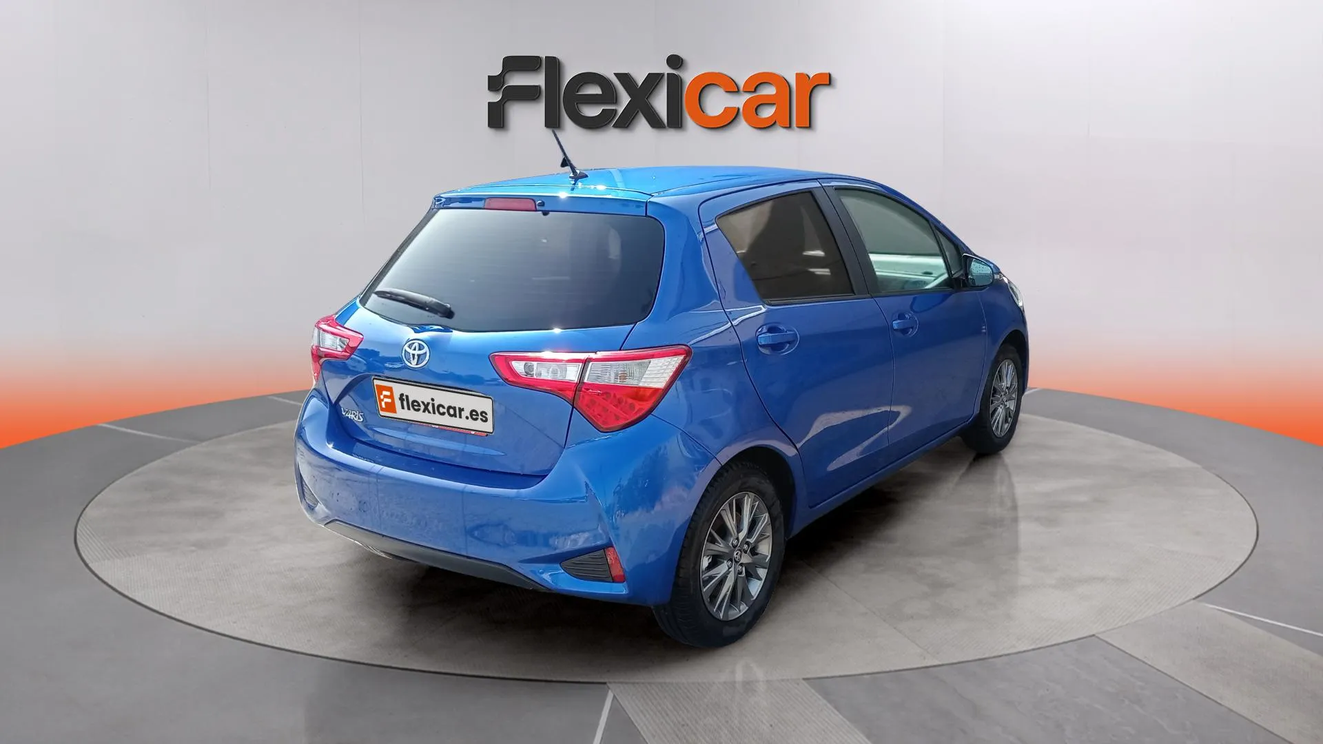 Toyota Yaris 1.0 70 Active - foto 10