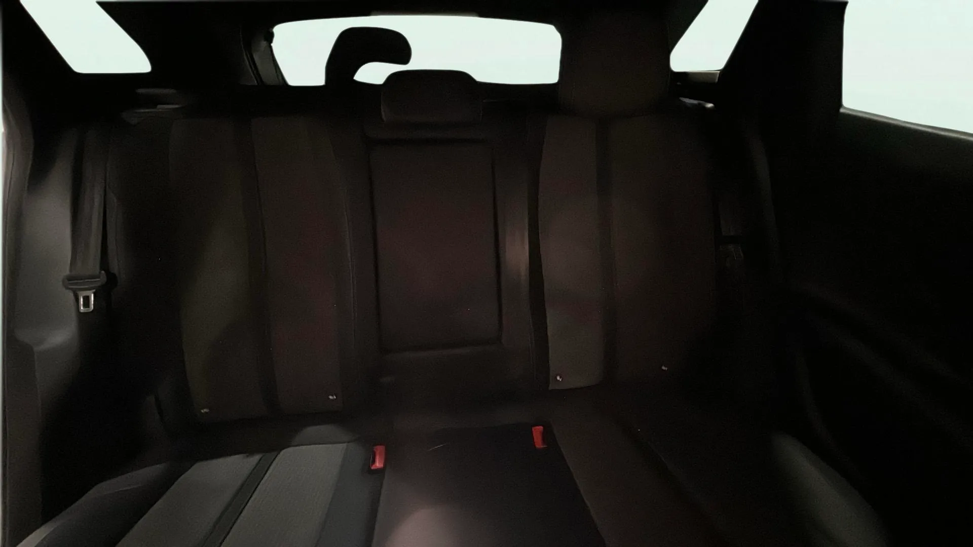 Peugeot 3008 1.2 Allure Pack eDCS6 - foto 22