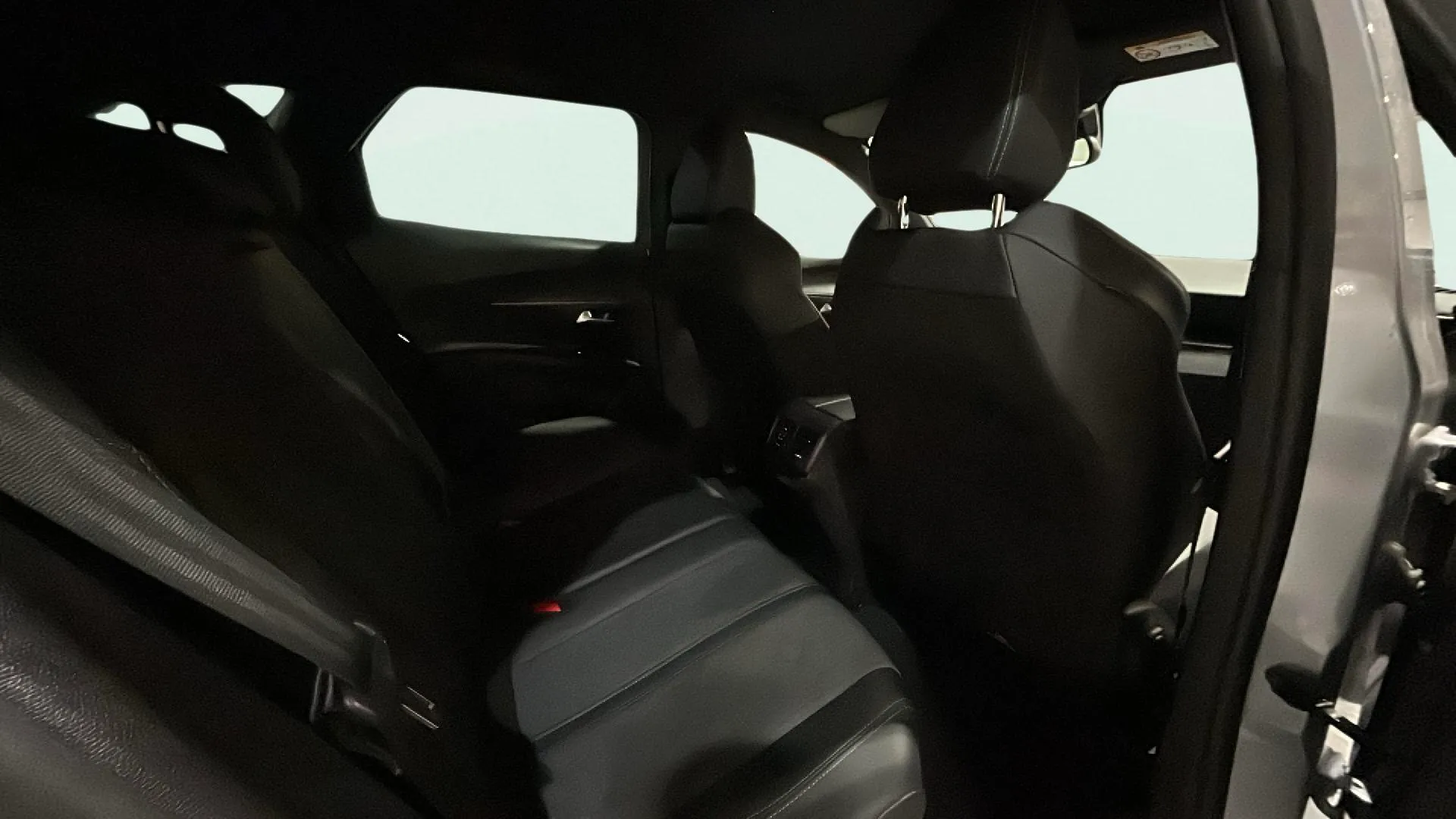 Peugeot 3008 1.2 Allure Pack eDCS6 - foto 21