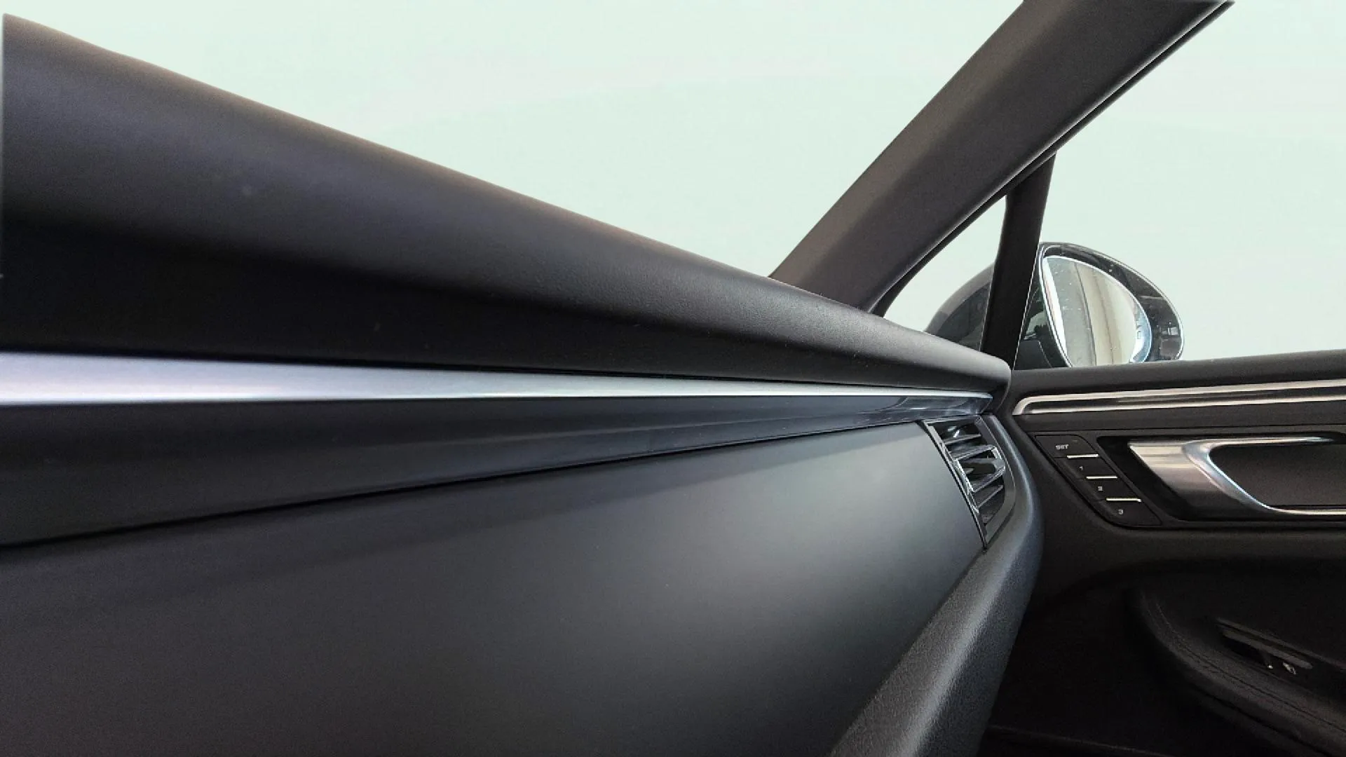 Porsche Macan - foto 30