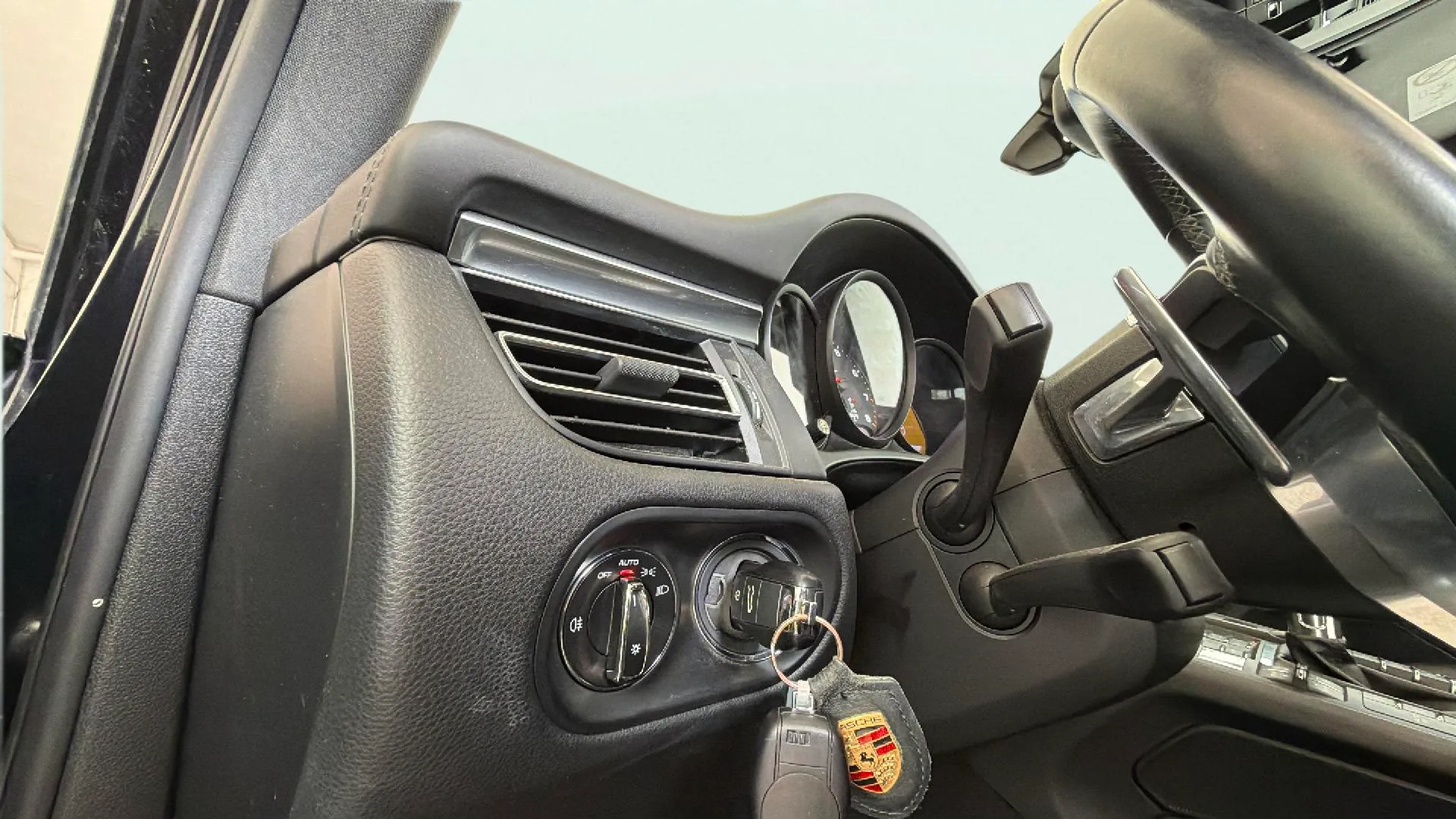 Porsche Macan - foto 29