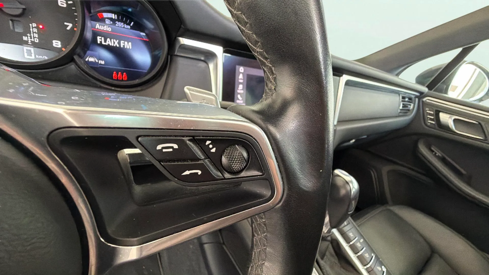 Porsche Macan - foto 19