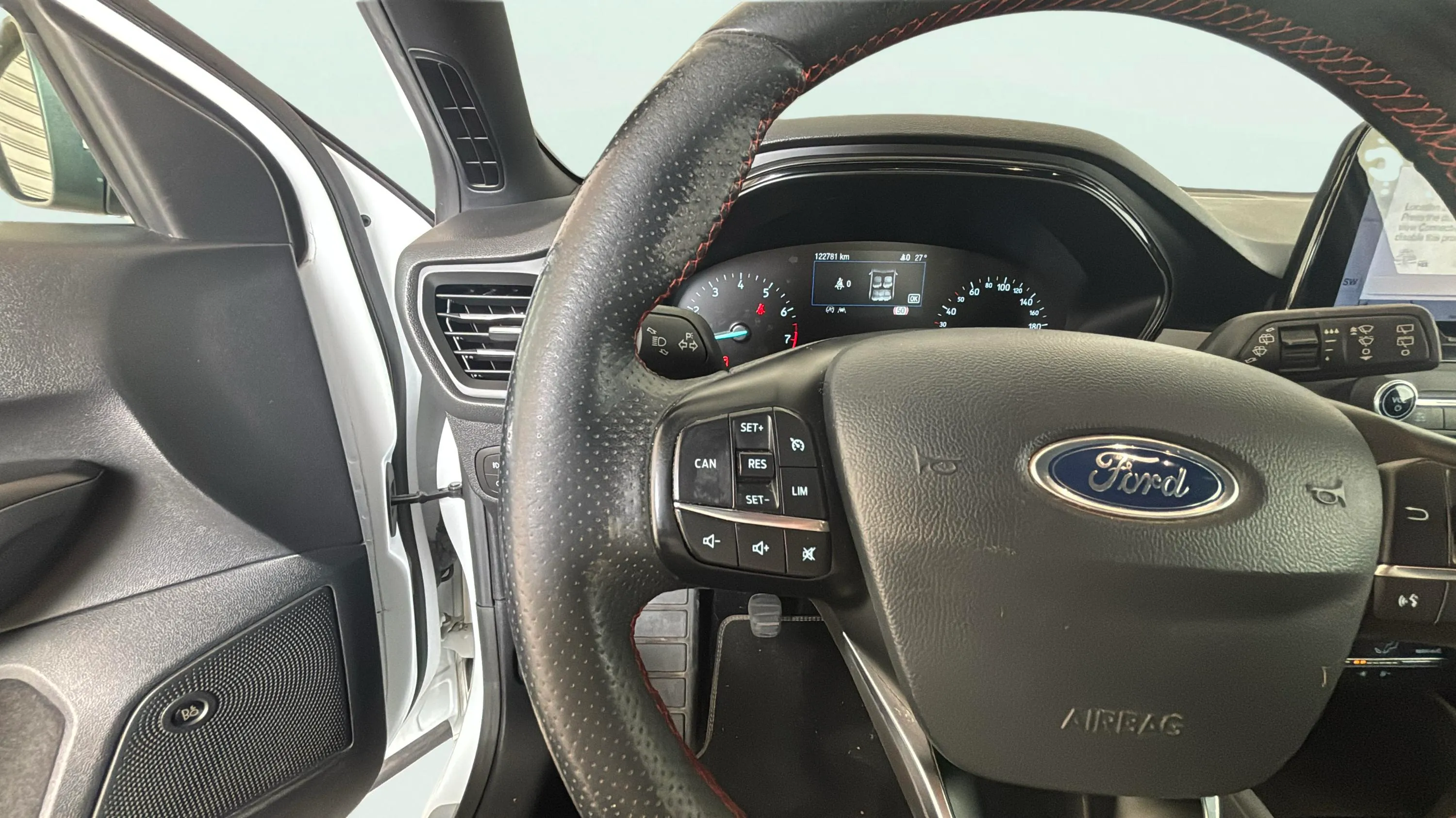 Ford Focus 1.0 EcoBoost ST-Line - foto 15