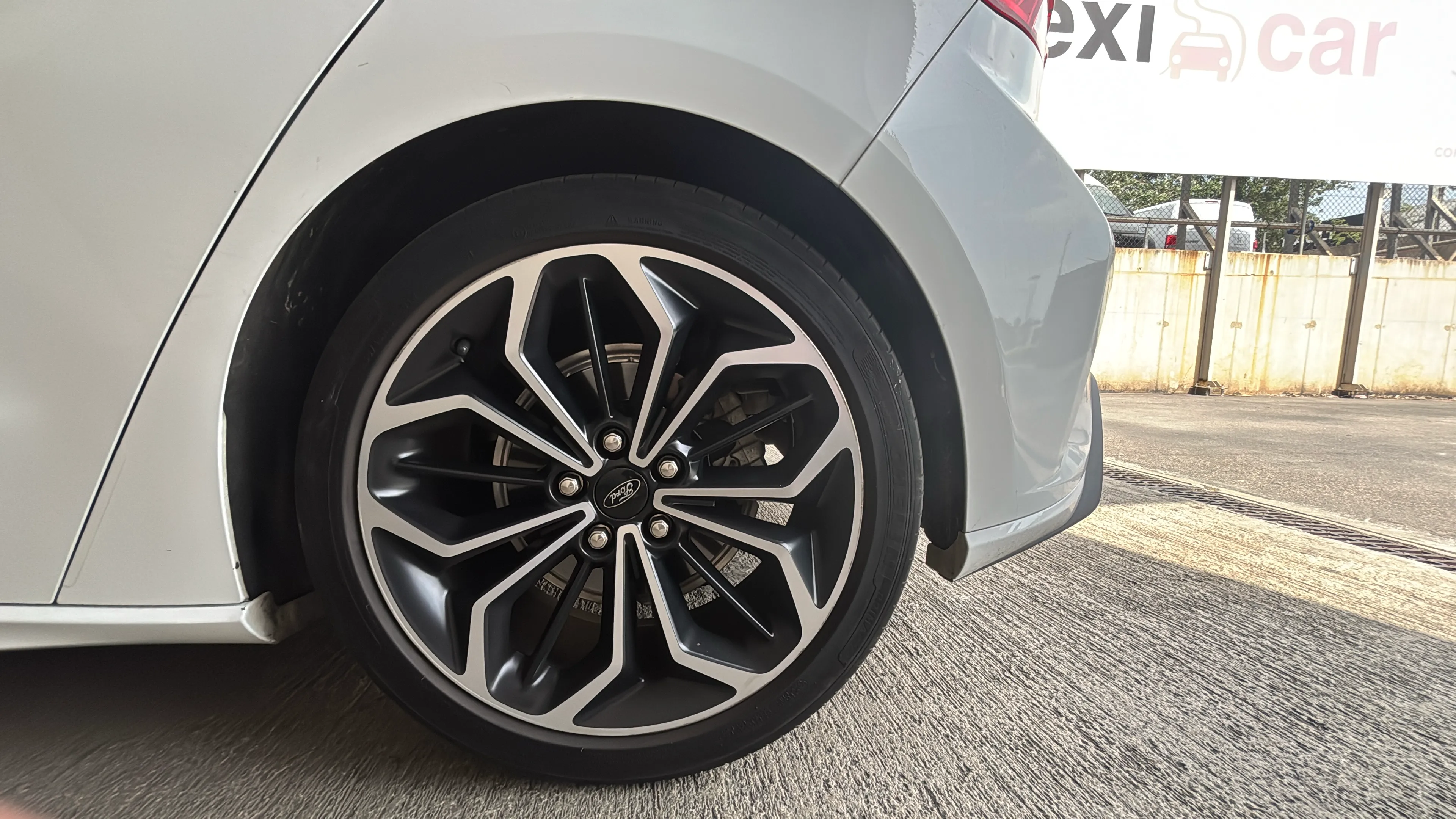 Ford Focus 1.0 EcoBoost ST-Line - foto 30