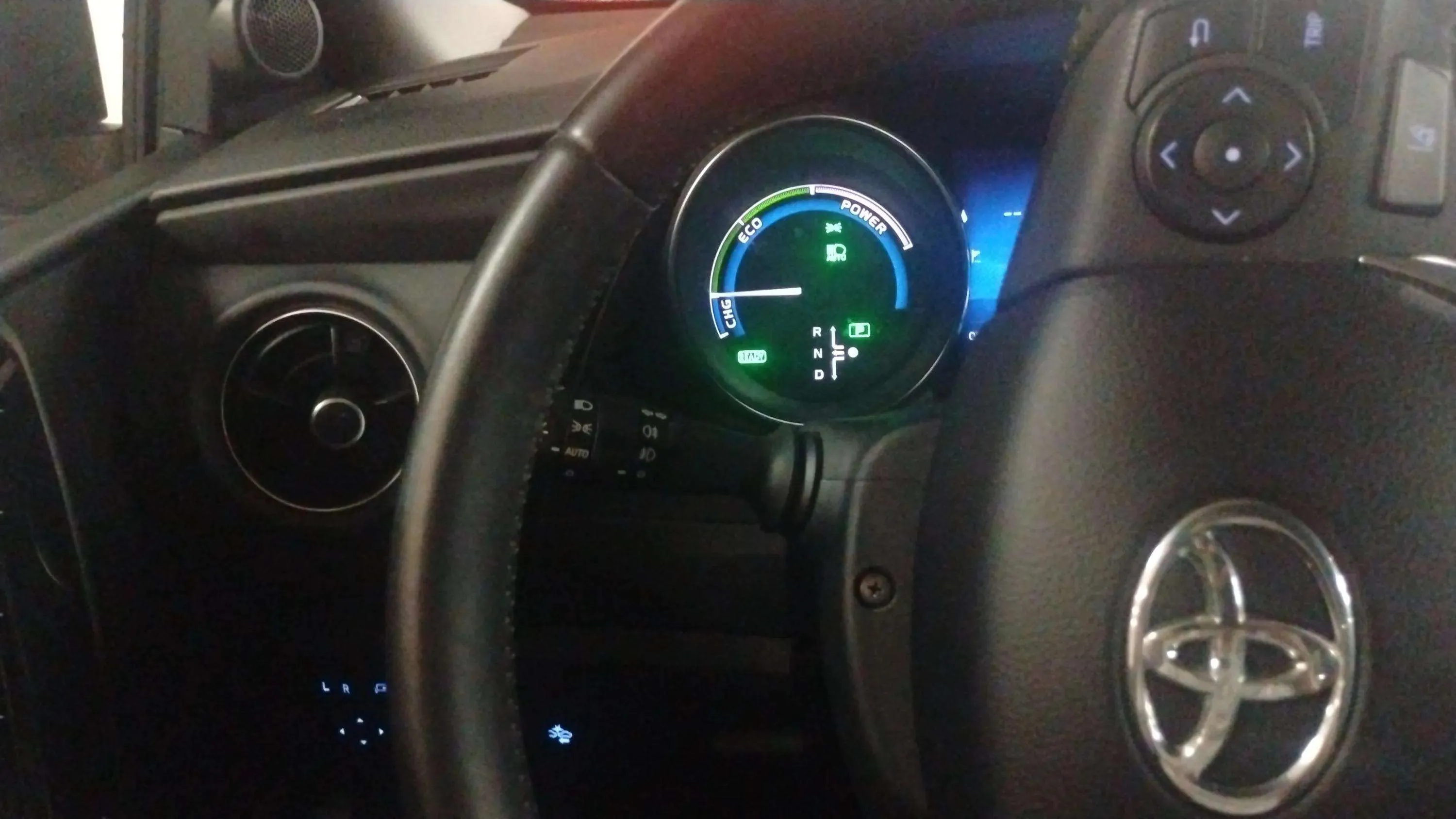 Toyota Auris 1.8 140H Hybrid Active - foto 11