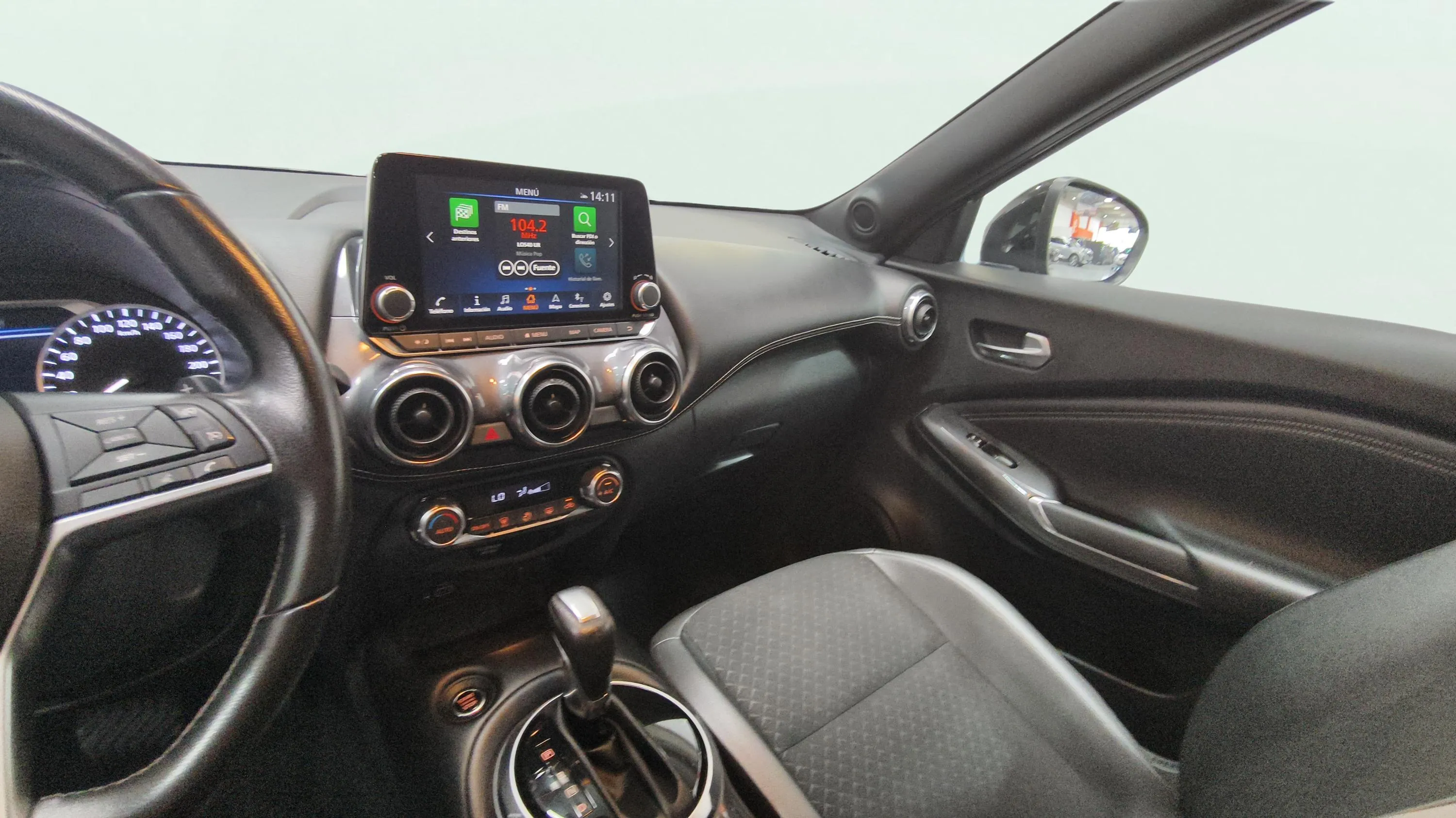 Nissan Juke DIG-T DCT N-Connecta - foto 9