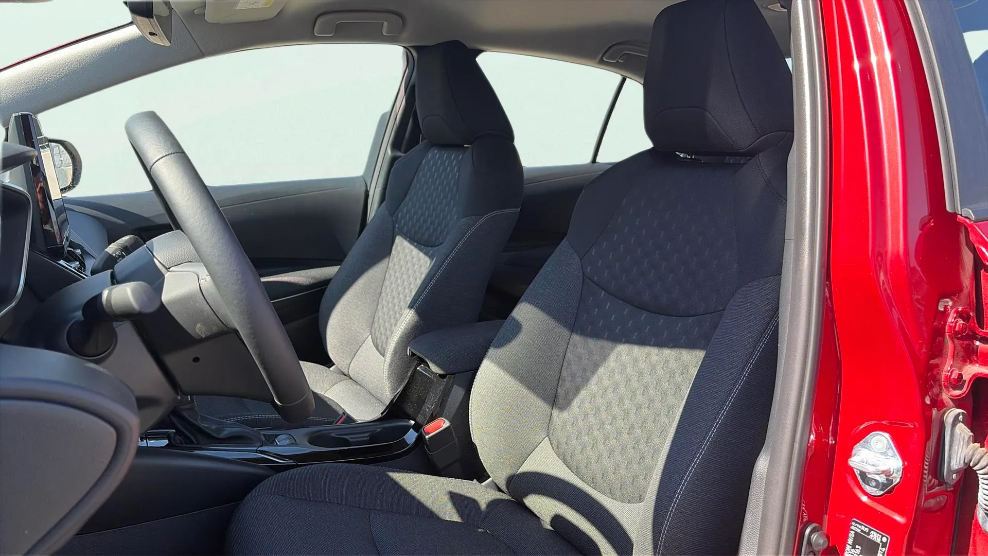 Toyota Corolla 140H Eco - foto 11