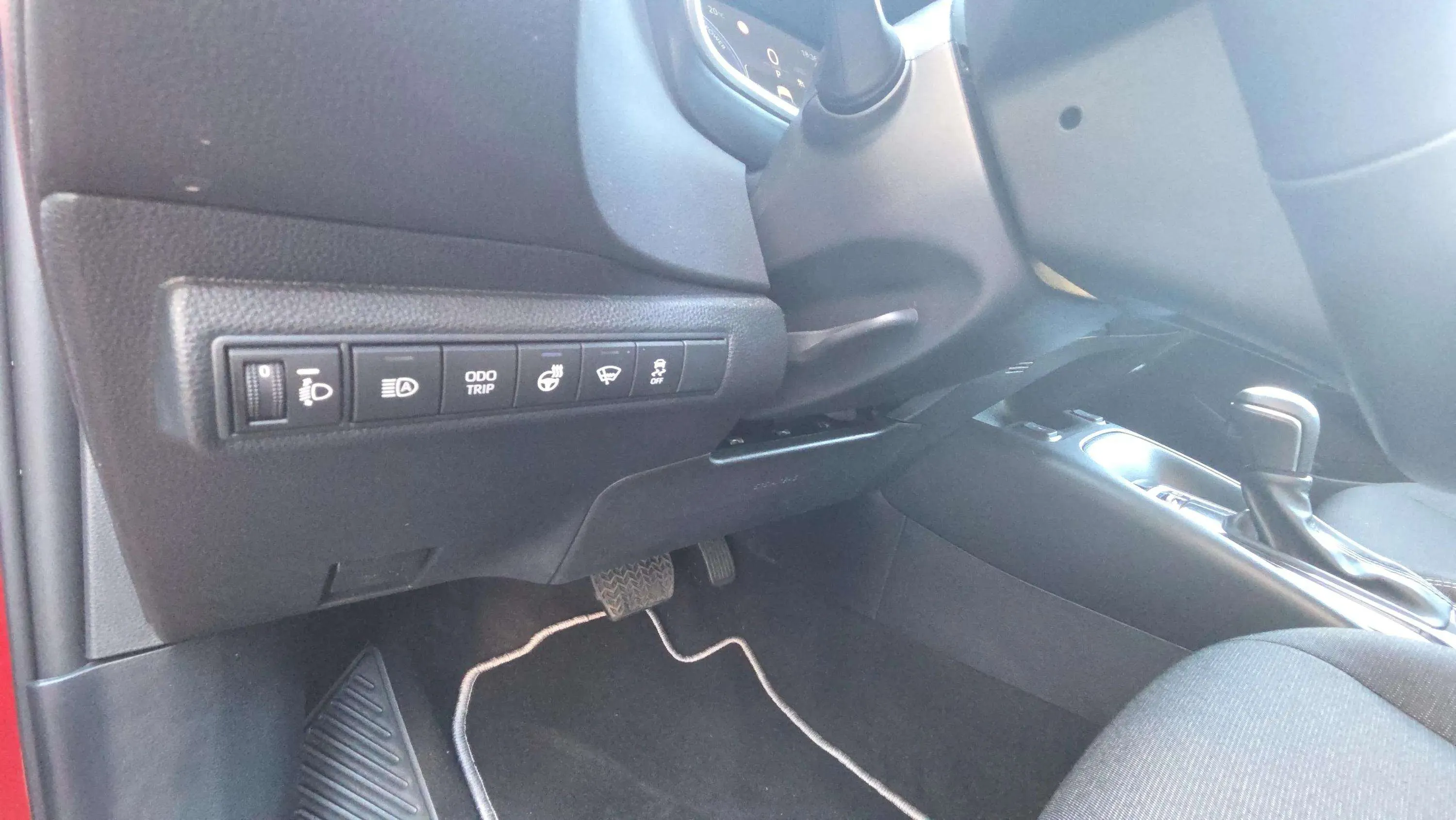 Toyota Corolla 140H Eco - foto 14
