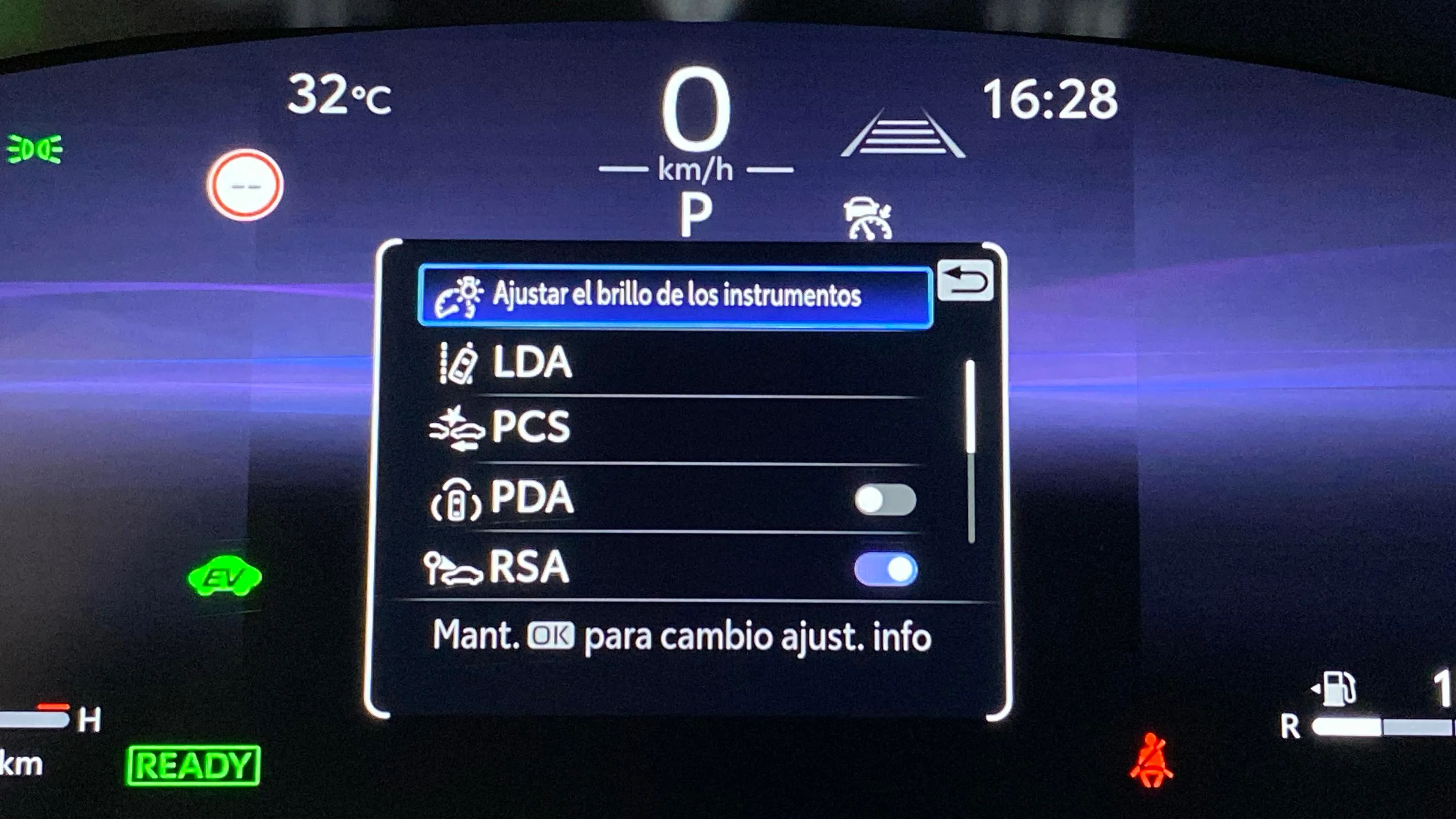 Toyota Corolla 140H Eco - foto 21