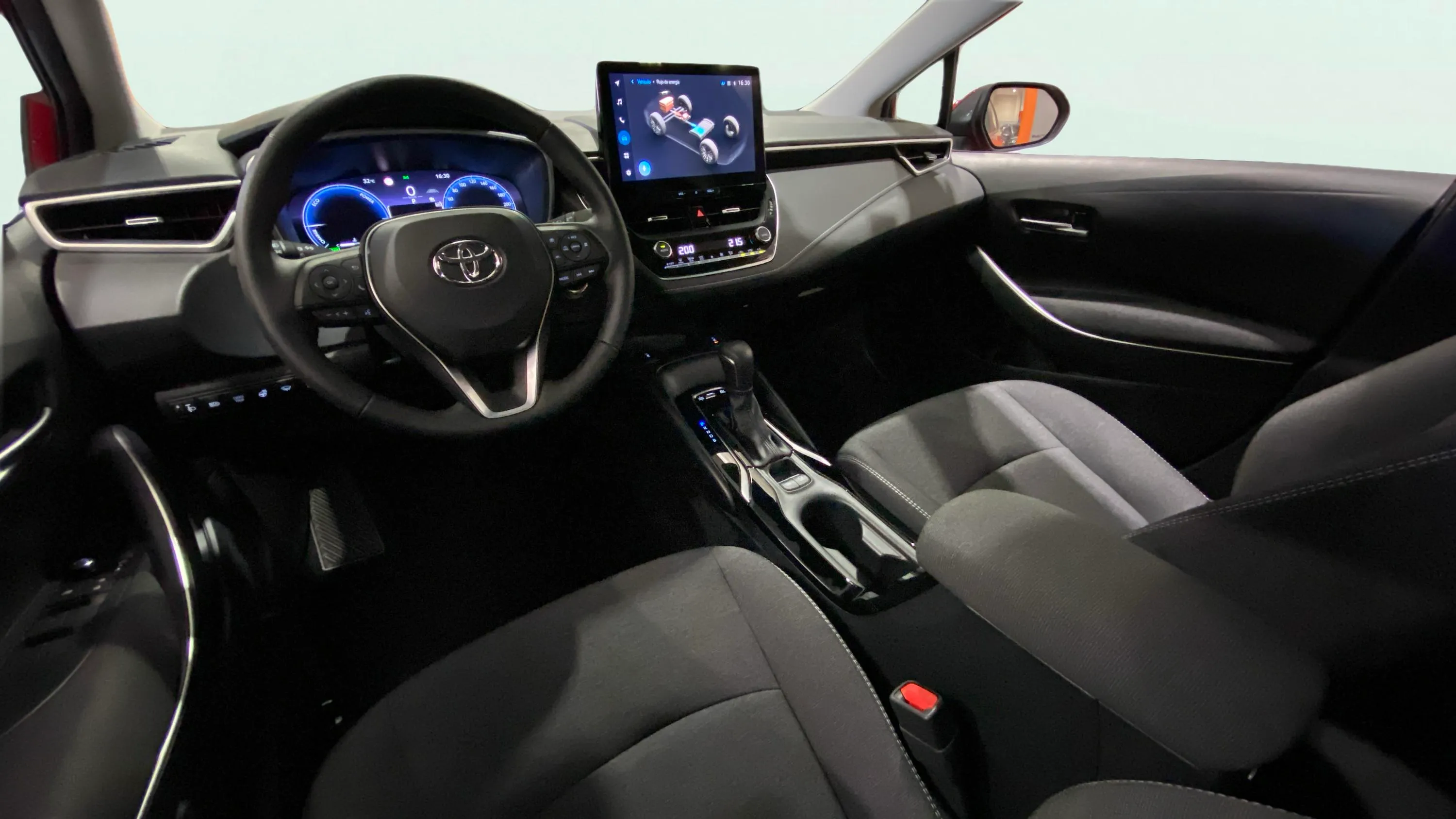 Toyota Corolla 140H Eco - foto 27