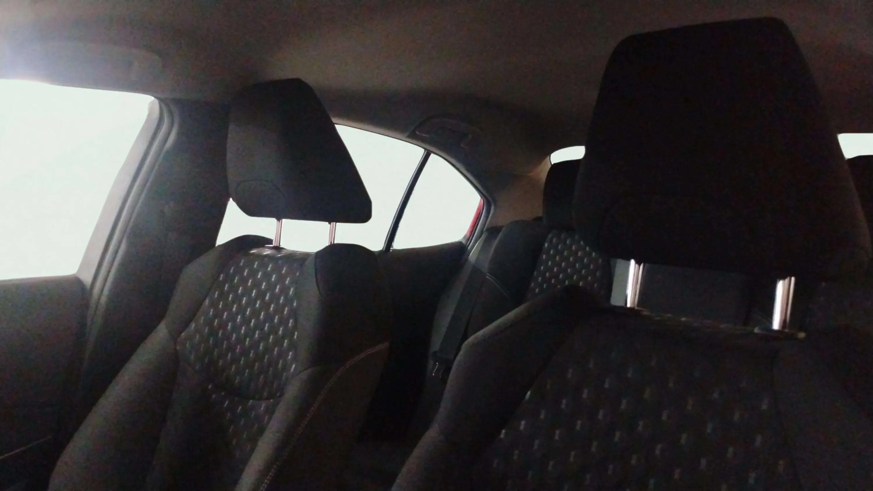 Toyota Corolla 140H Eco - foto 8