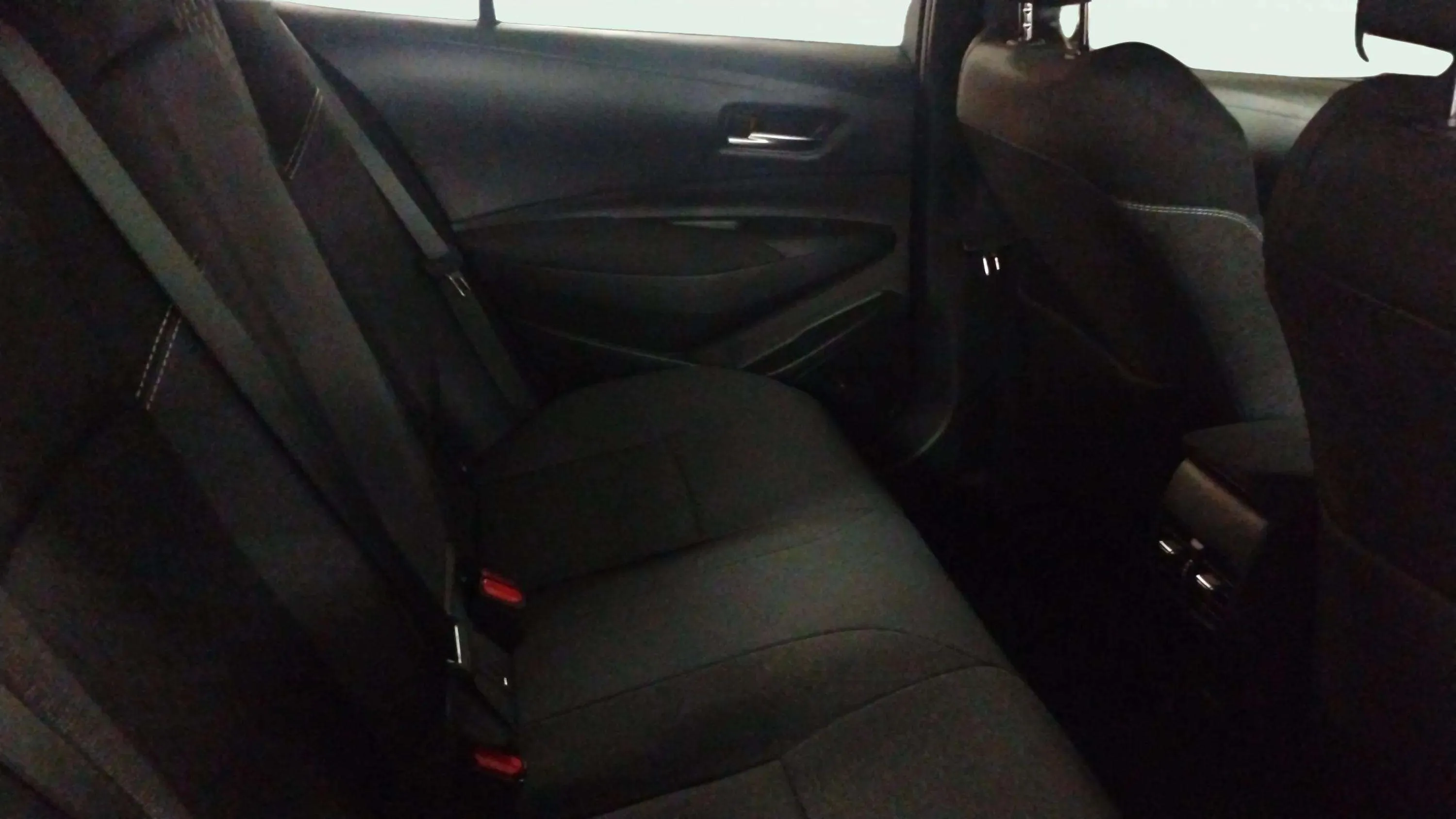 Toyota Corolla 140H Eco - foto 13
