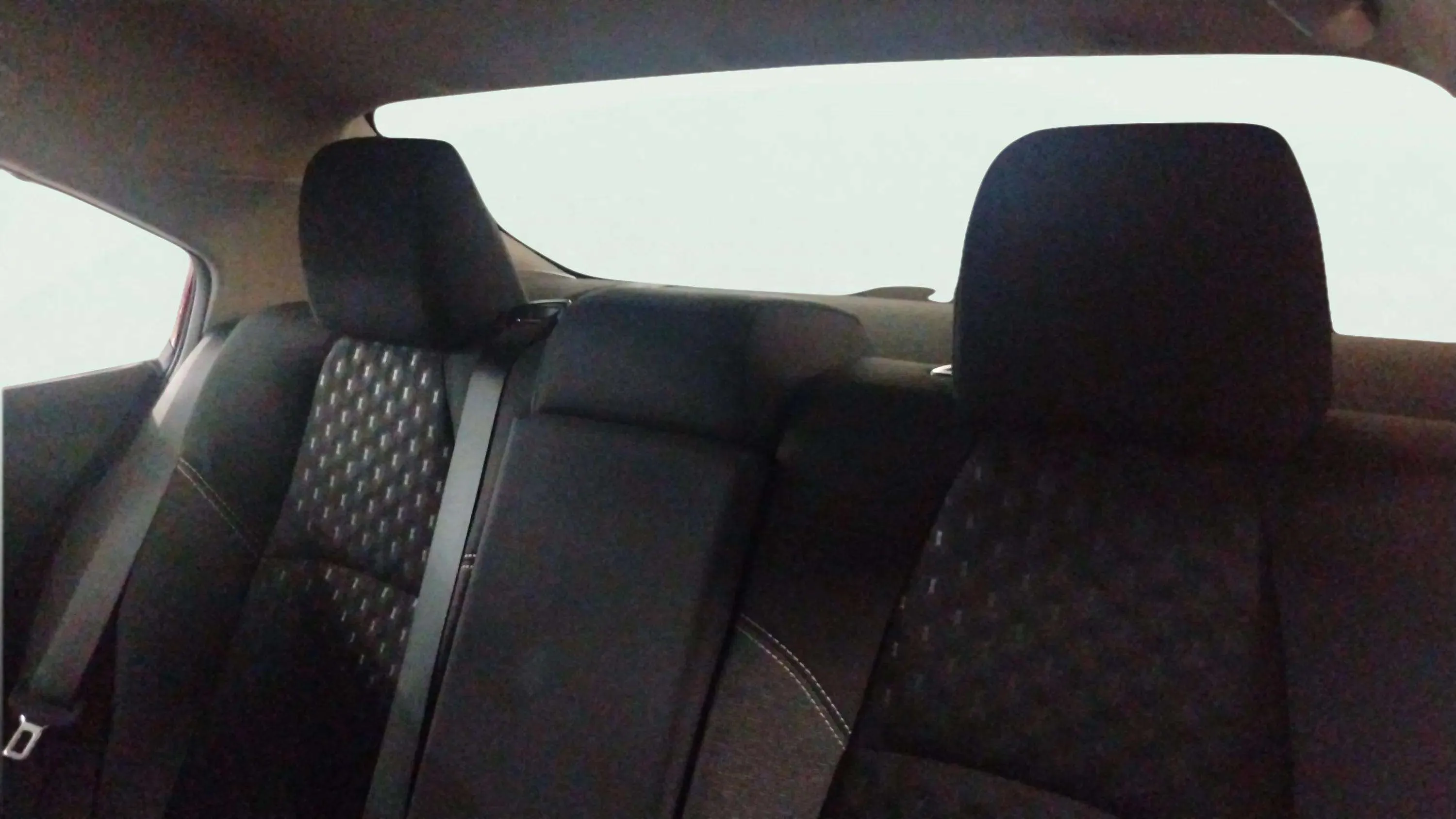 Toyota Corolla 140H Eco - foto 11