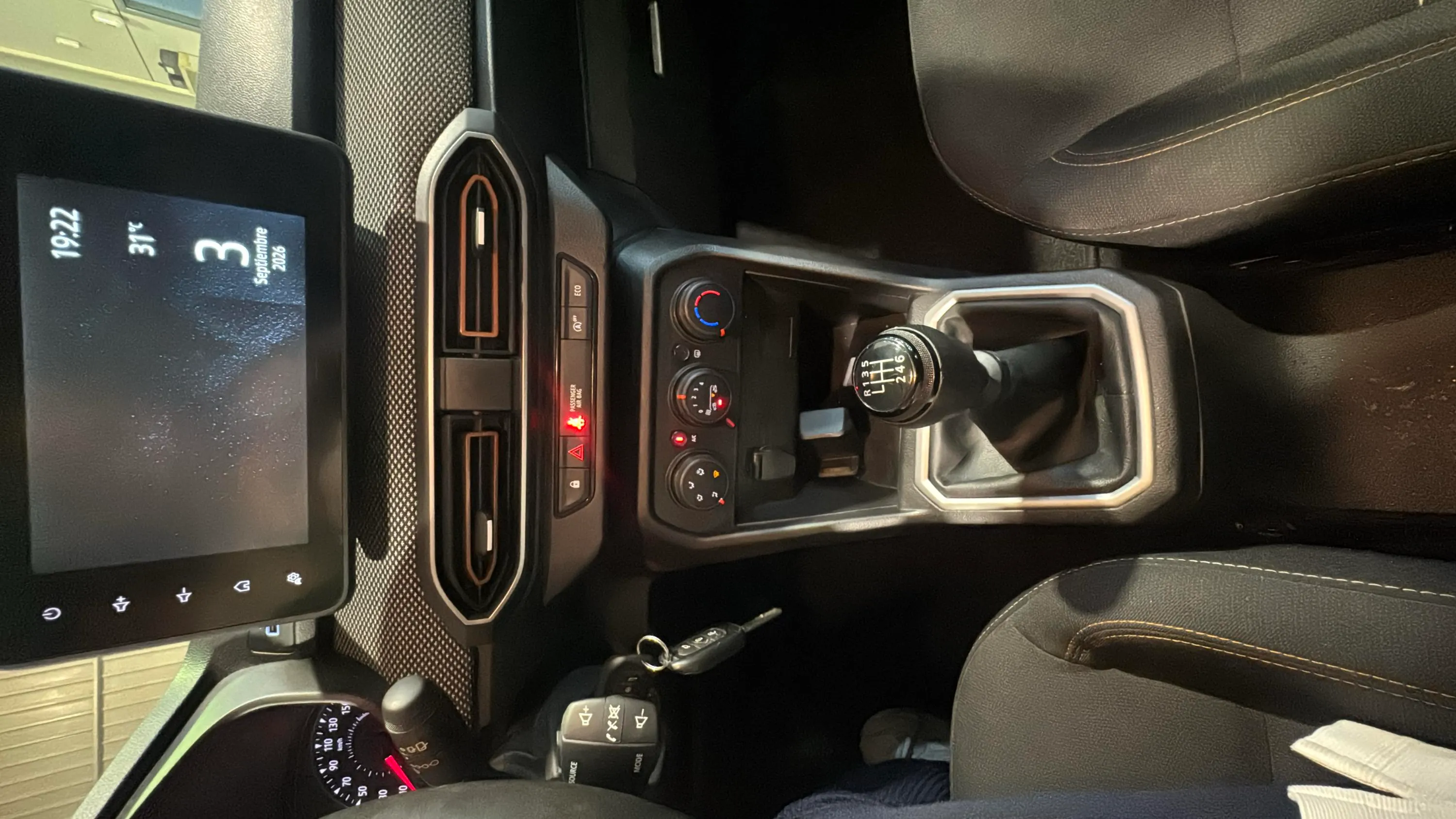 Dacia Sandero Essential TCe - foto 16