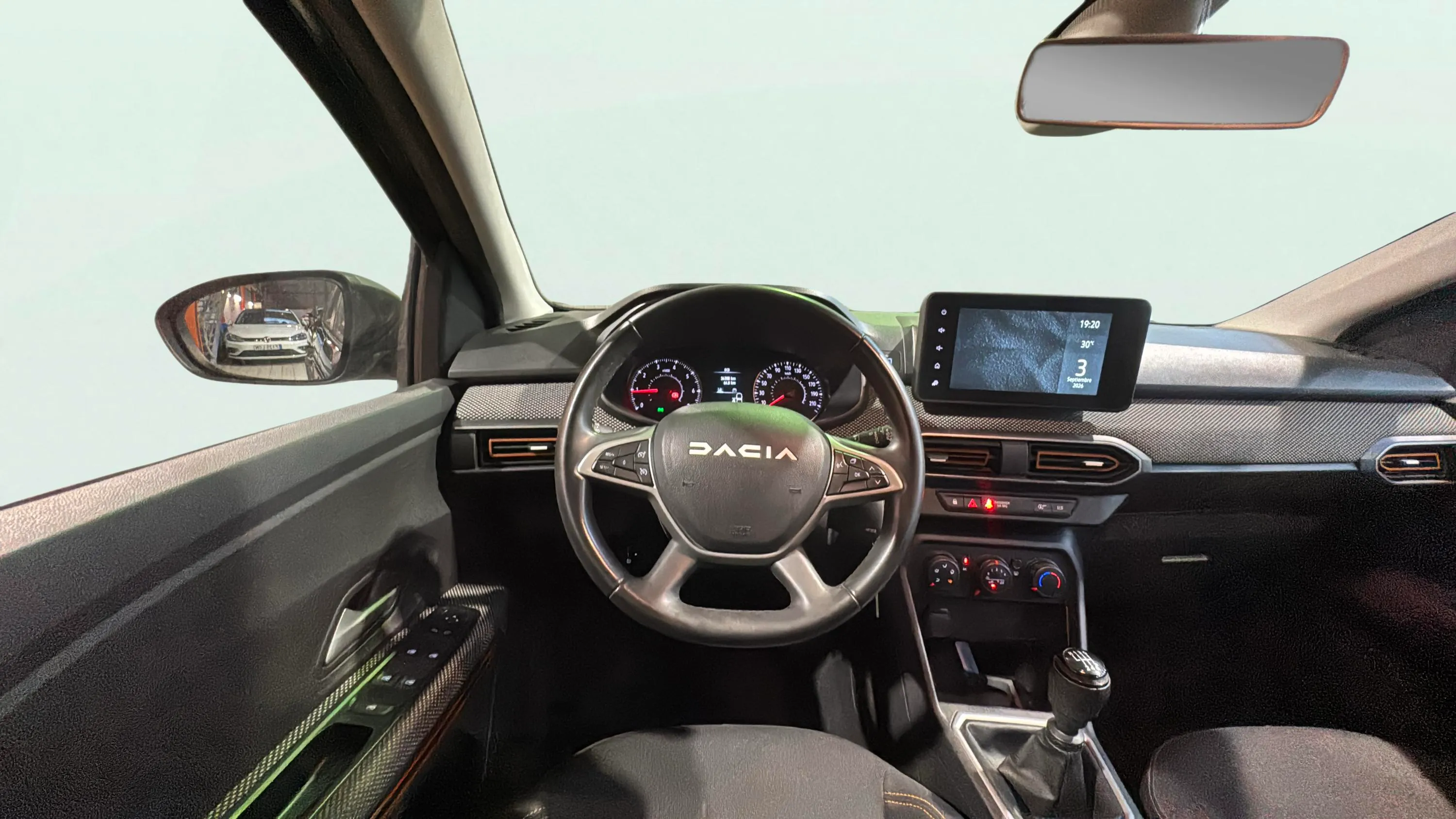Dacia Sandero Essential TCe - foto 13