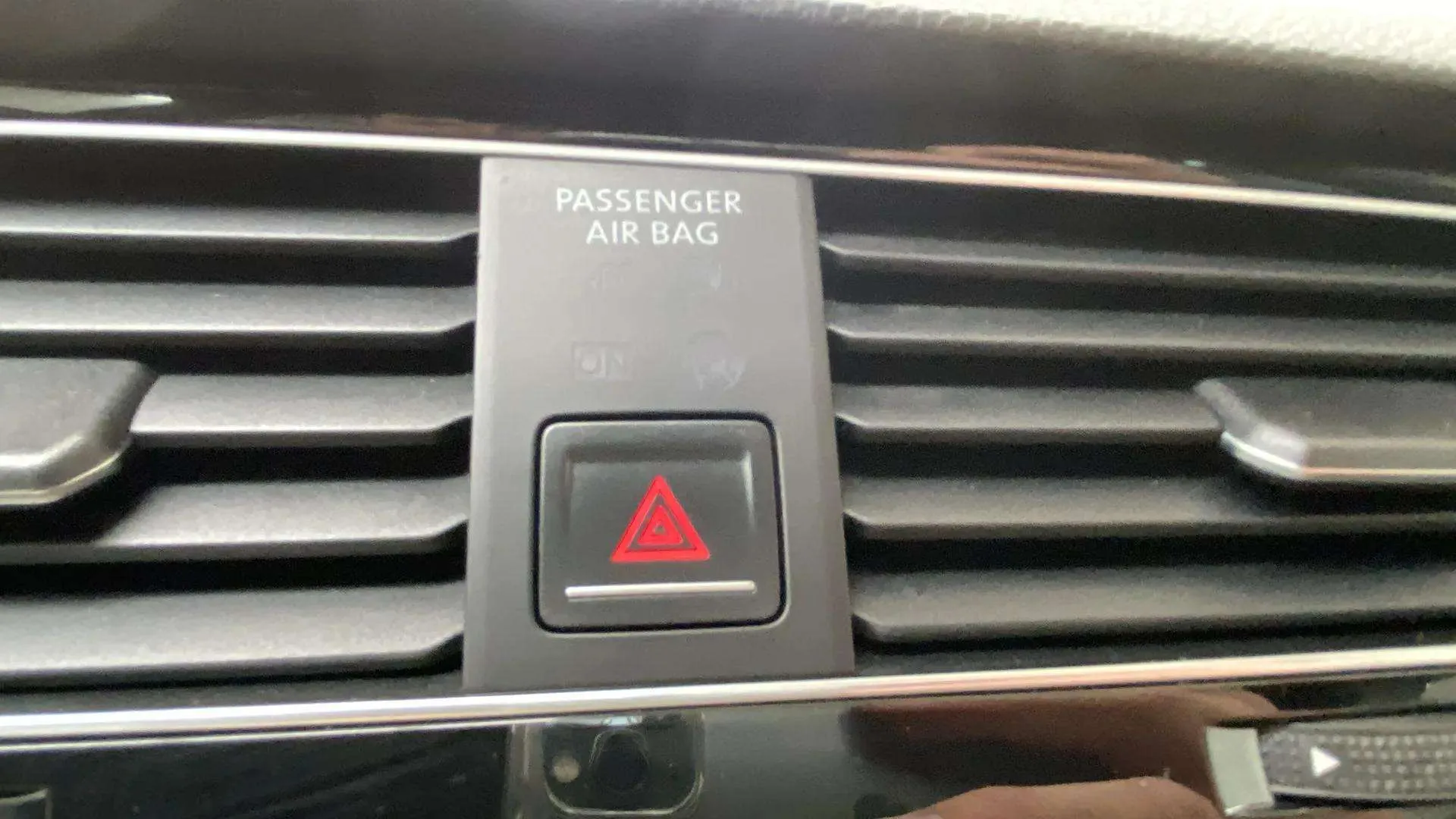Volkswagen Golf R 2.0 TSI 4Motion DSG - foto 28