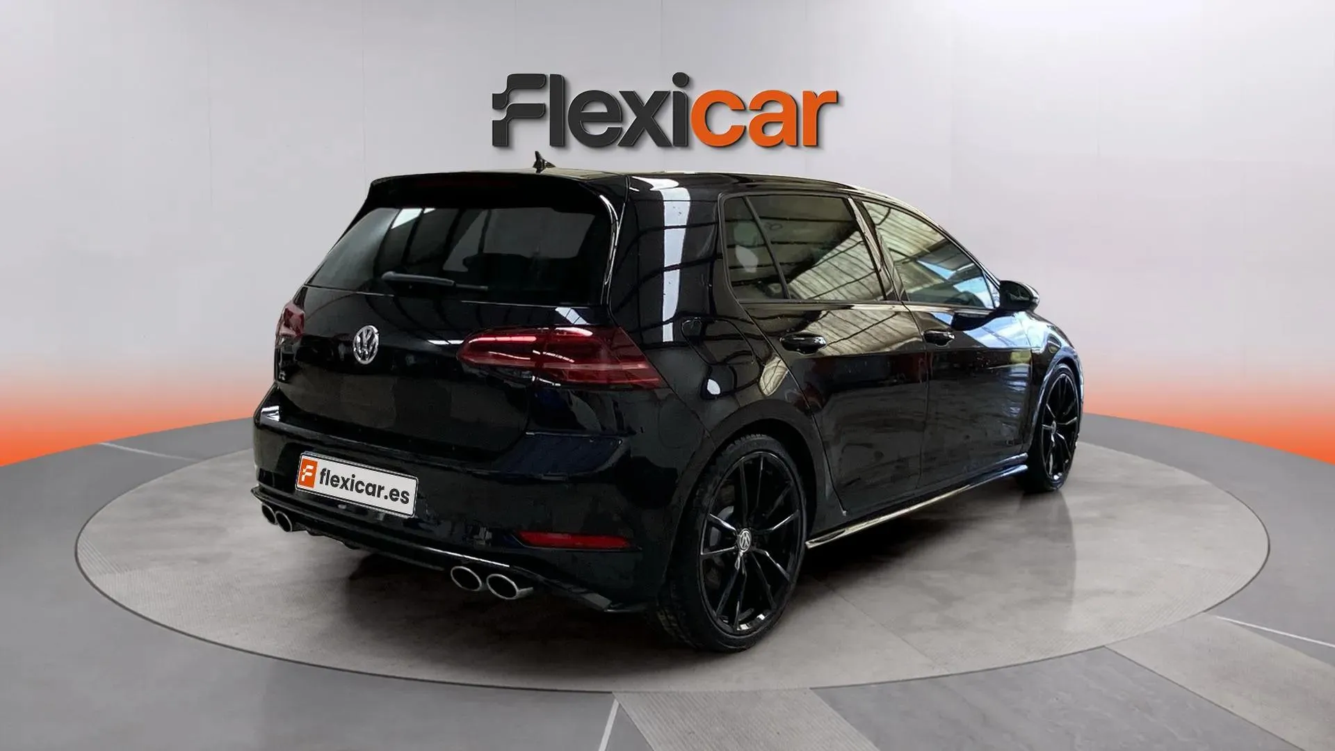 Volkswagen Golf R 2.0 TSI 4Motion DSG - foto 7