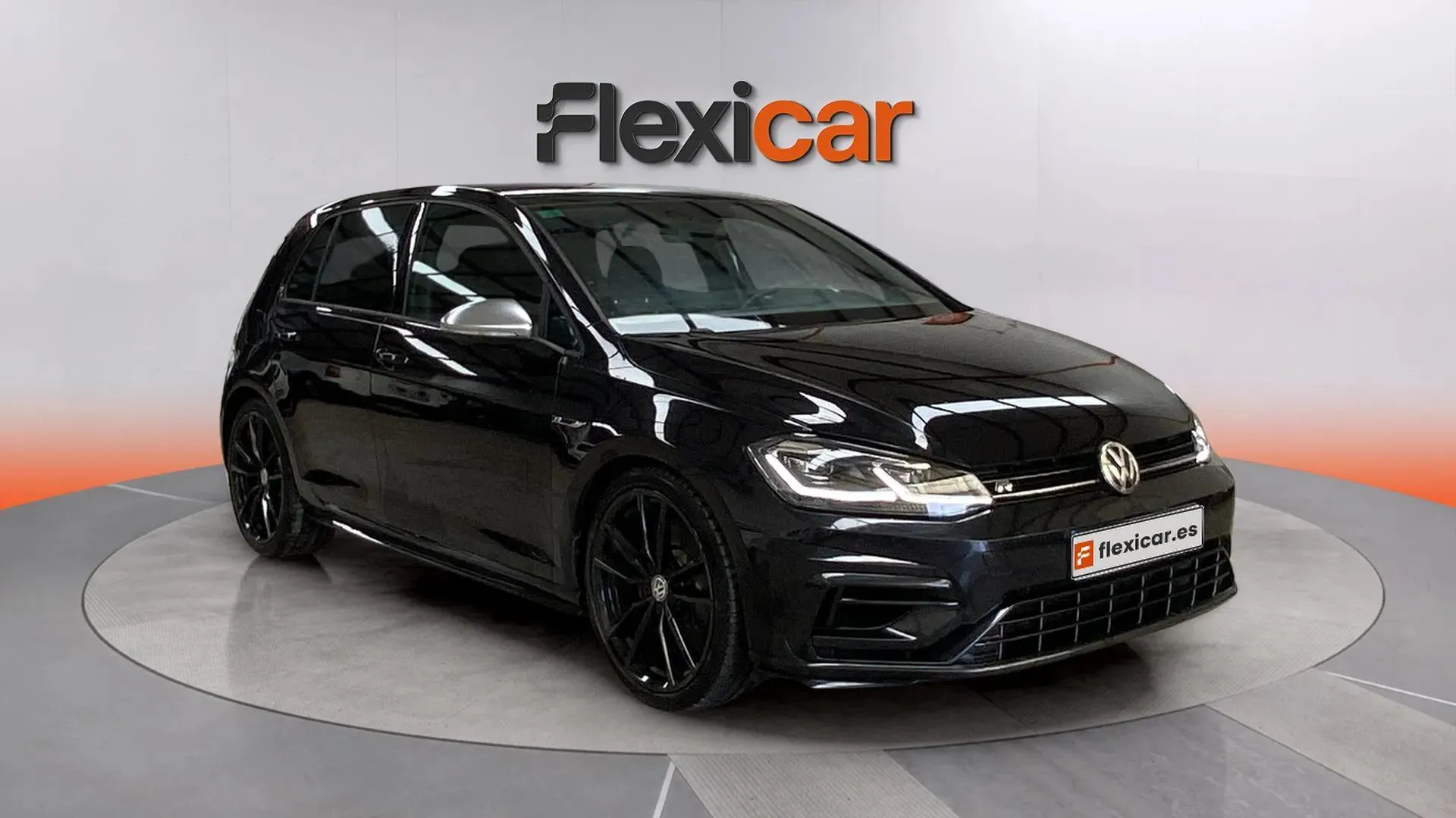 Volkswagen Golf R 2.0 TSI 4Motion DSG