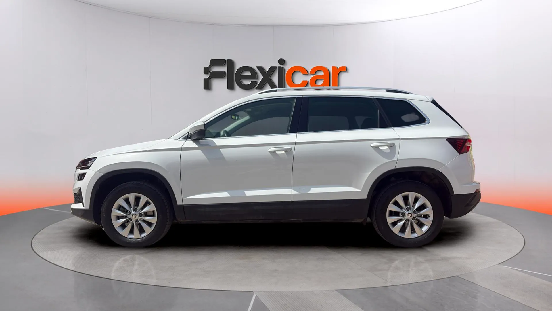 Škoda Karoq 2.0 TDI DSG 4x4 Ambition - foto 4