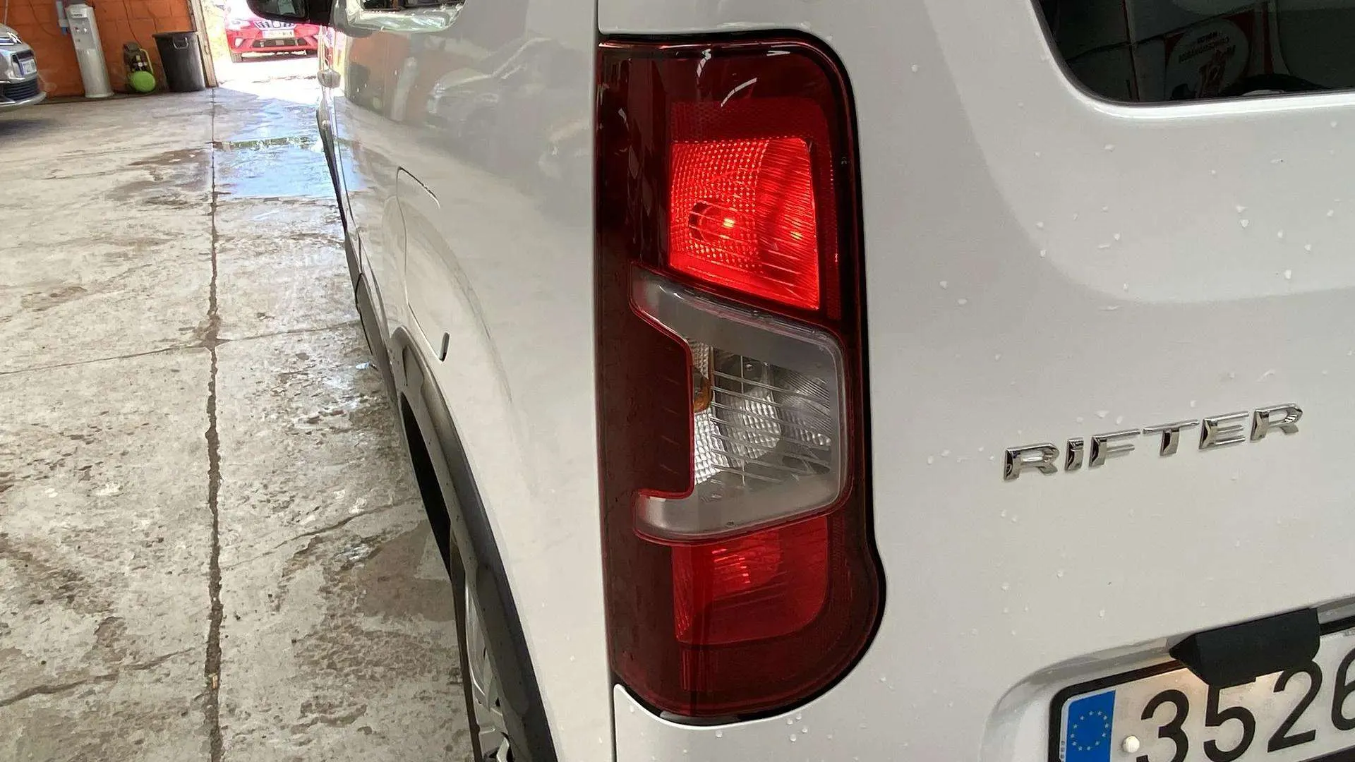 Peugeot Rifter Access Standard BlueHDi - foto 27