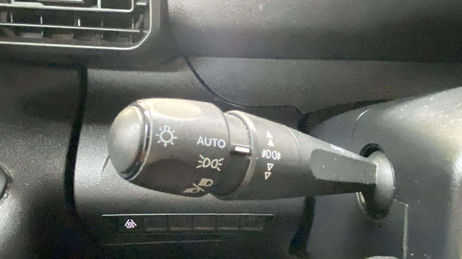 Peugeot Rifter Access Standard BlueHDi - foto 23