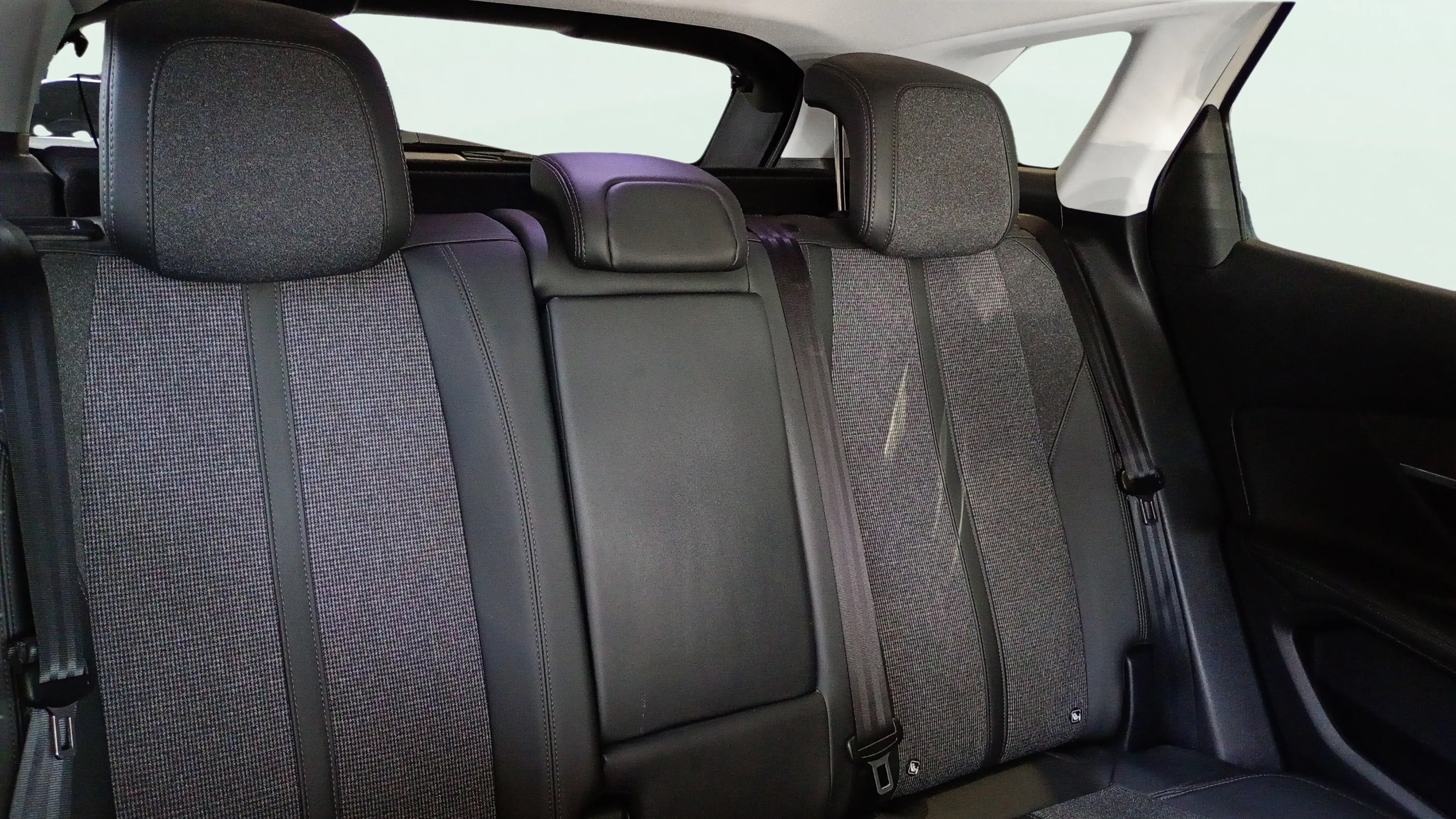 Peugeot 3008 1.2 PureTech Allure - foto 18