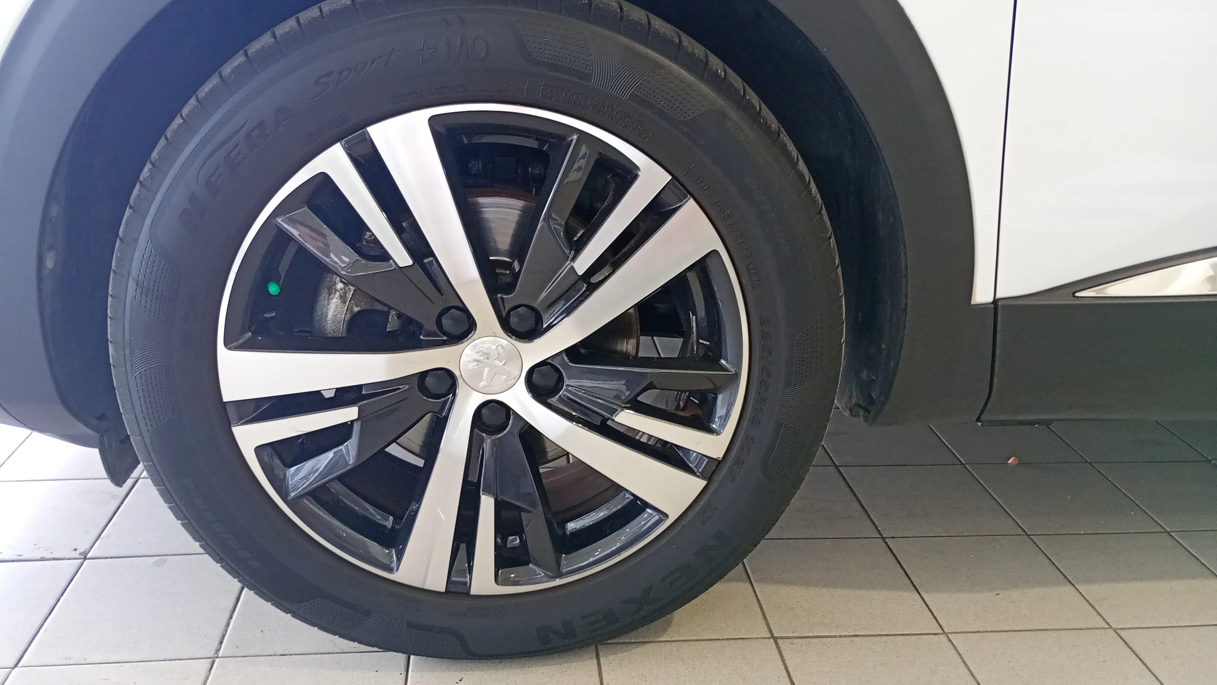 Peugeot 3008 1.2 PureTech Allure - foto 9