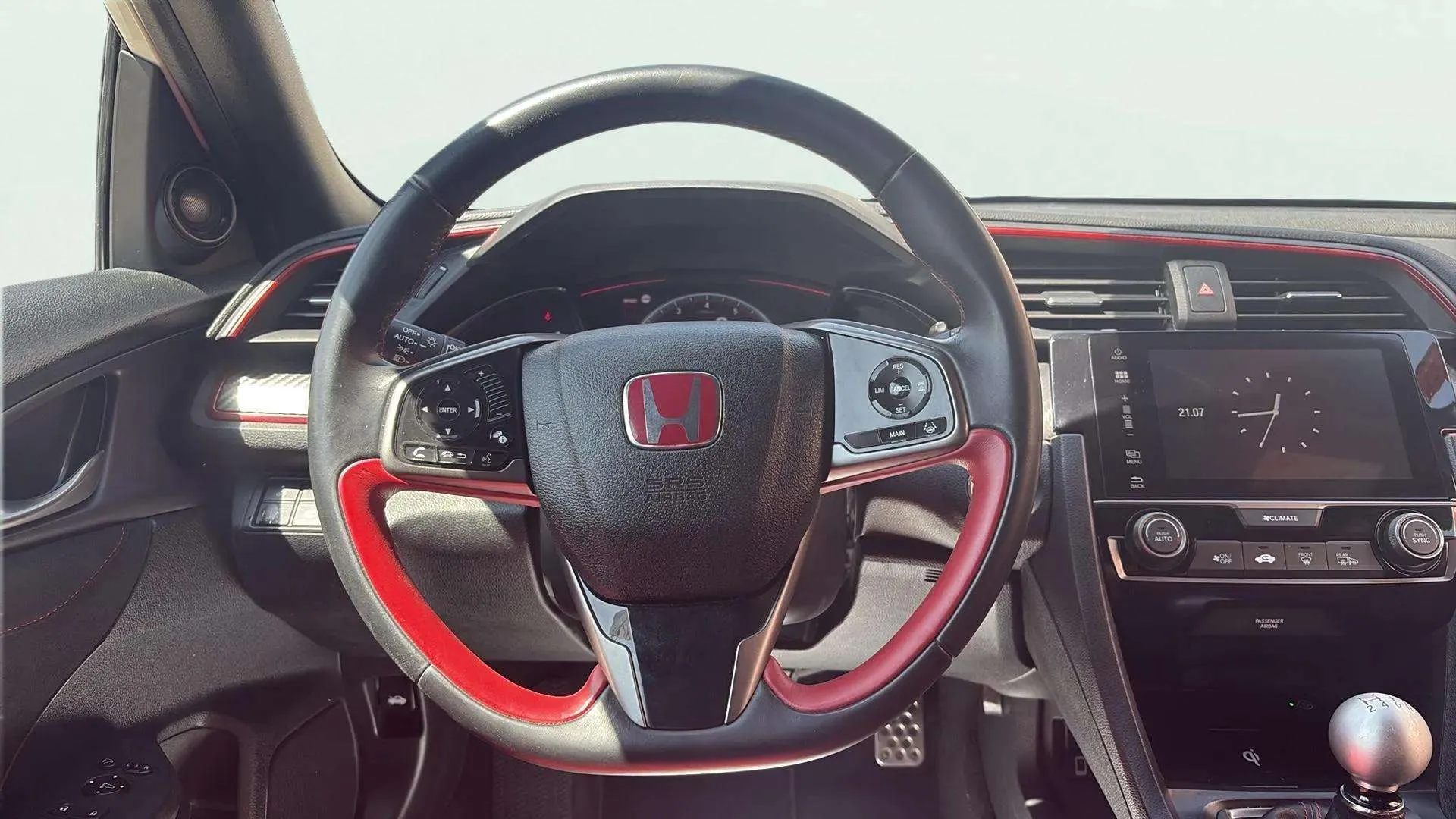 Honda Civic 2.0 I-VTEC Turbo Type R GT - foto 17