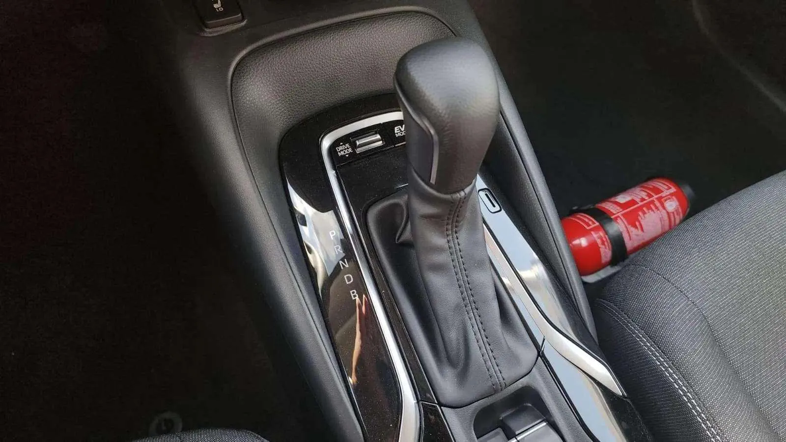 Toyota Corolla 140H Eco - foto 22