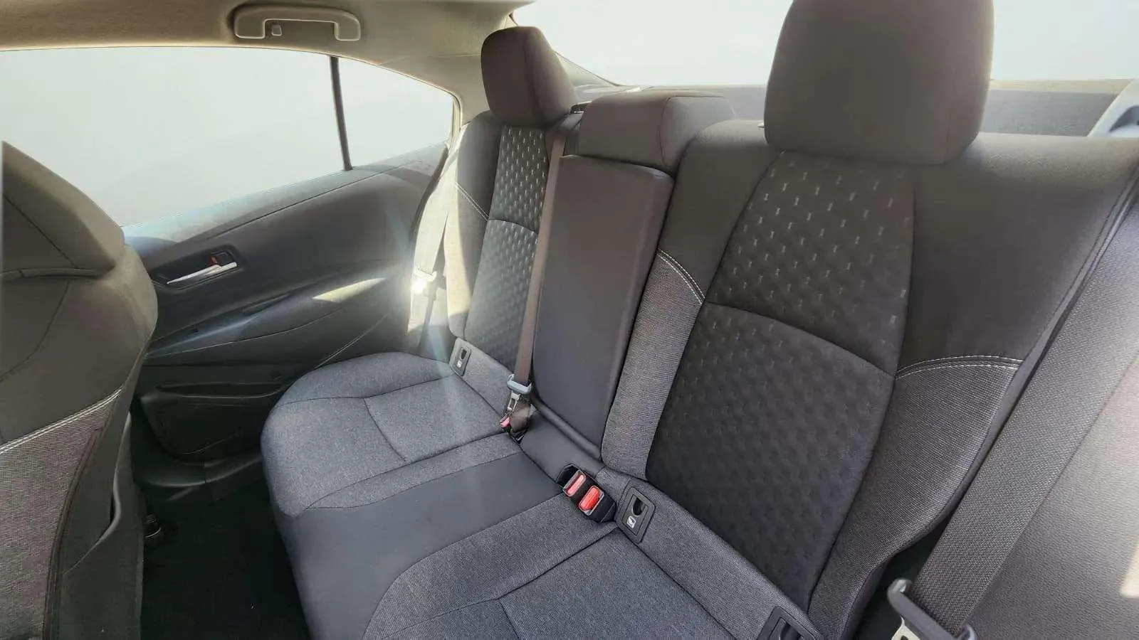 Toyota Corolla 140H Eco - foto 25