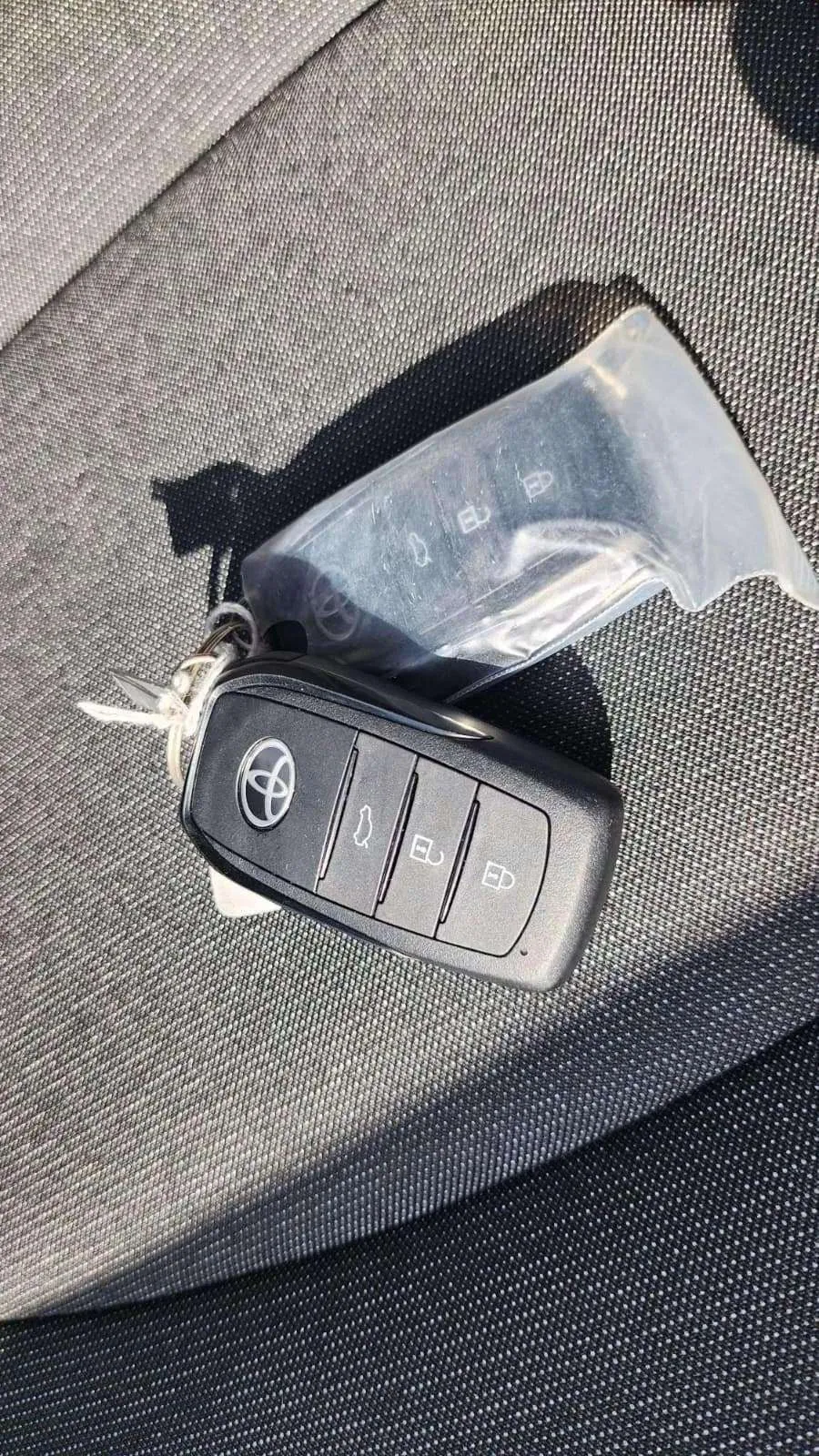 Toyota Corolla 140H Eco - foto 29